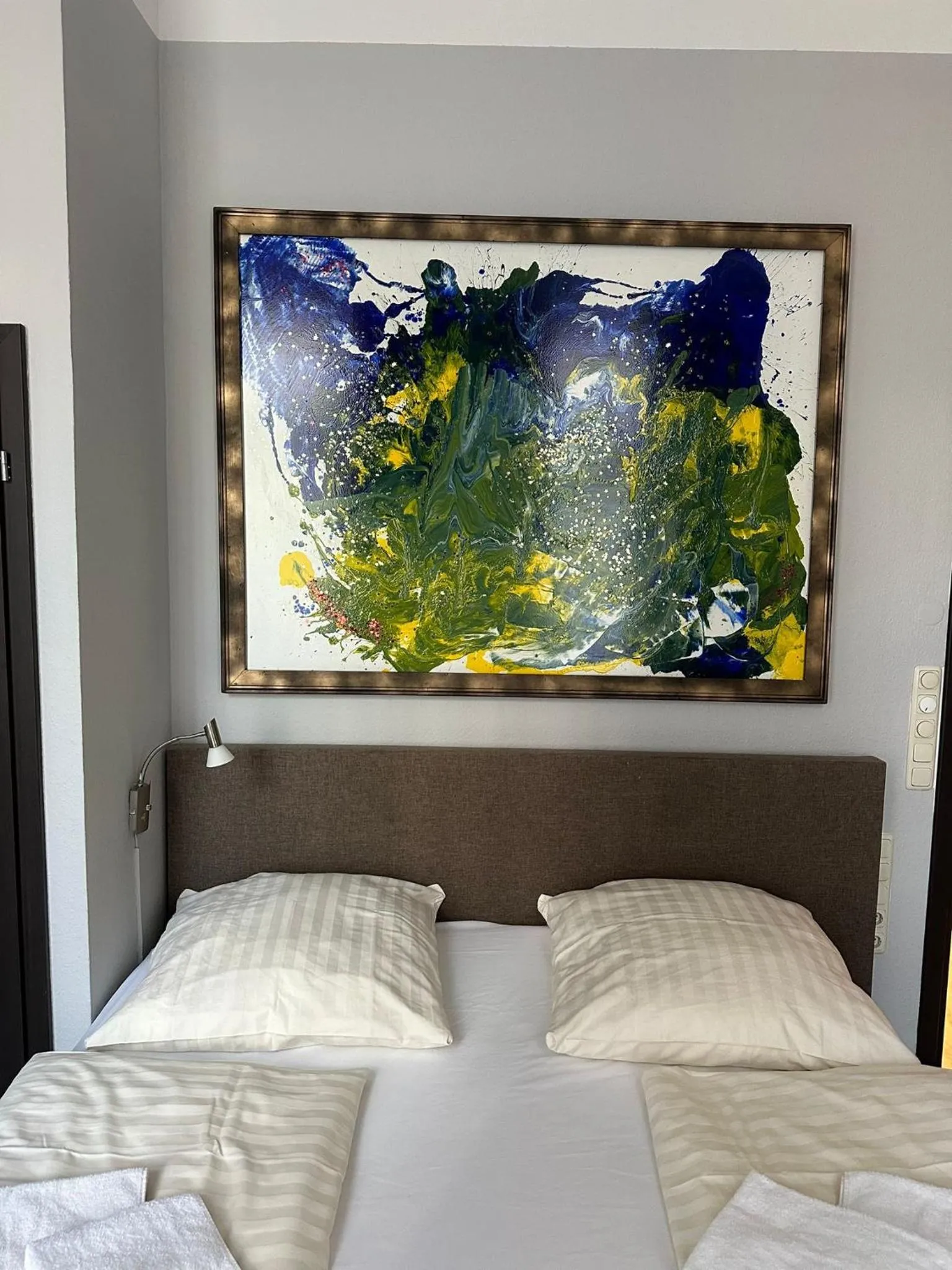 Bedroom, Bed in City Hotel Storch