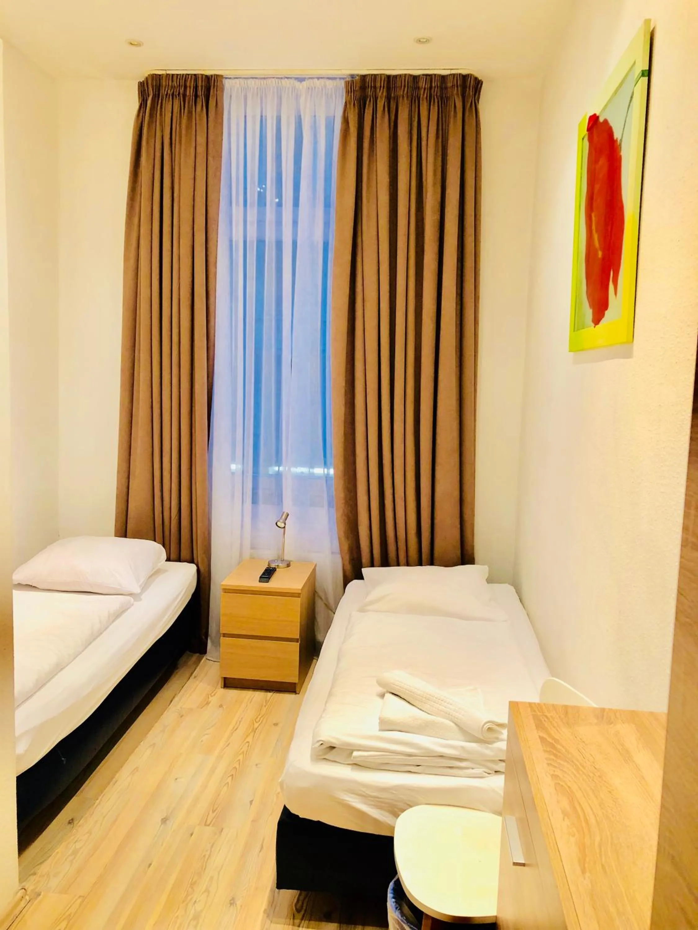 Photo of the whole room, Bed in City Hotel Storch