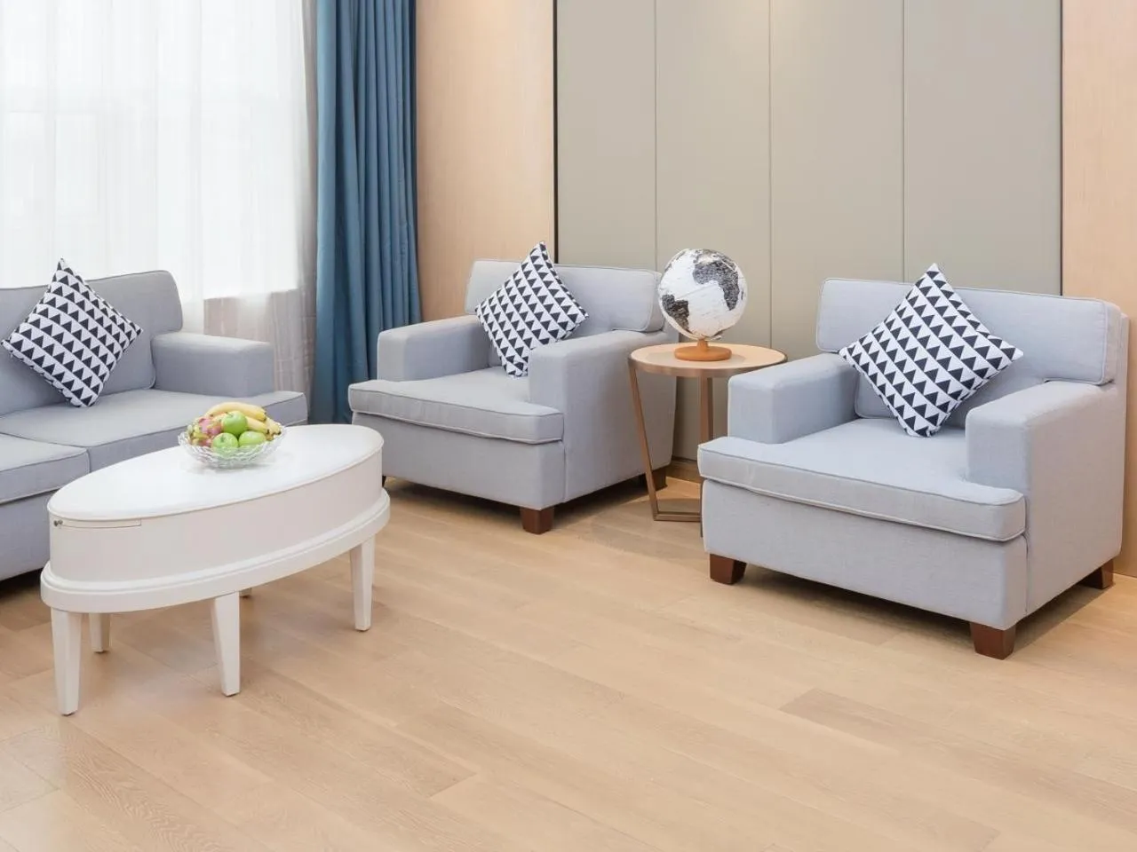 Shenzhen Universide-Senter＆BaoHe Road Kyriad Marvelous Hotel