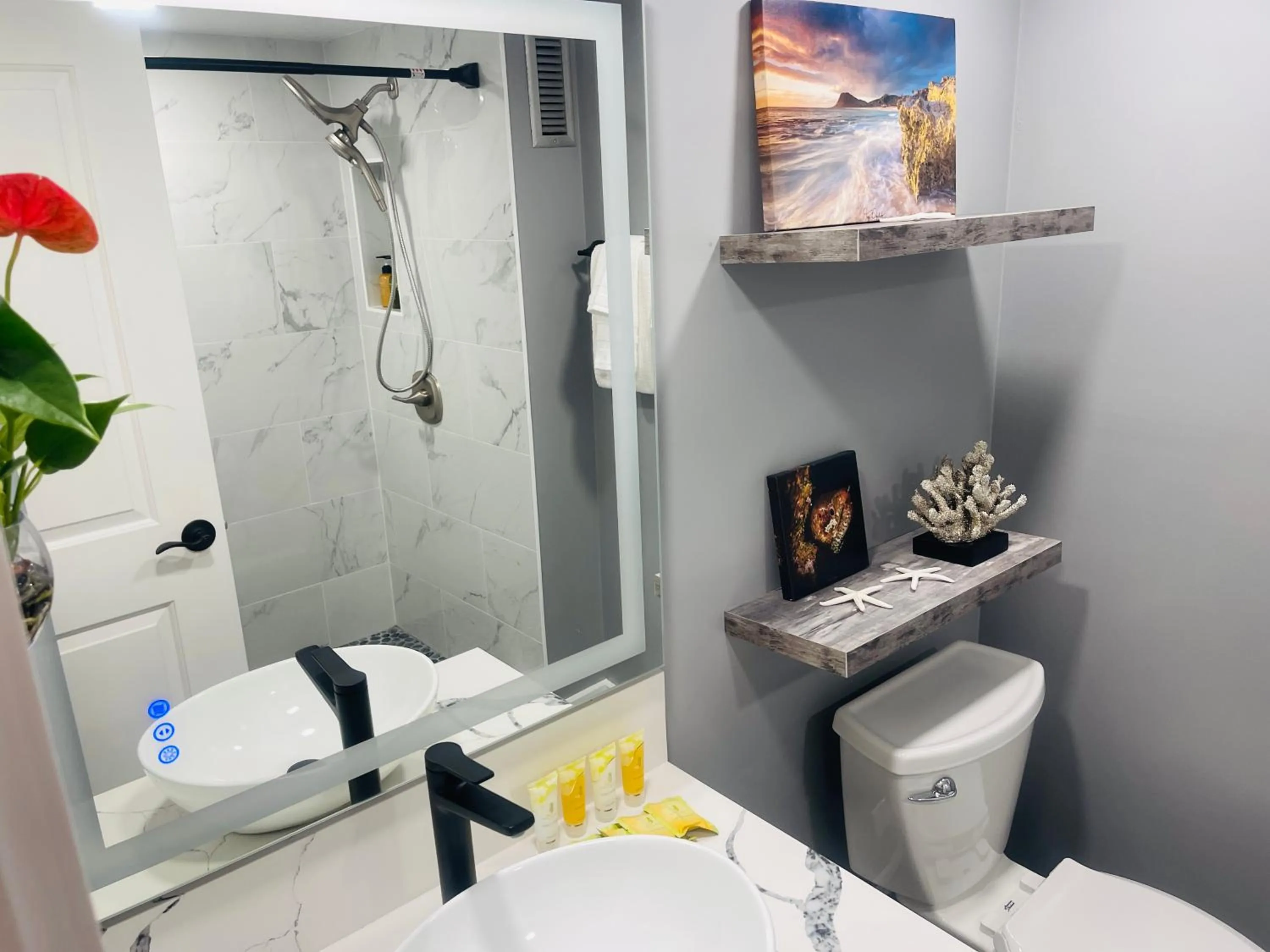 Marine Surf 16th floor