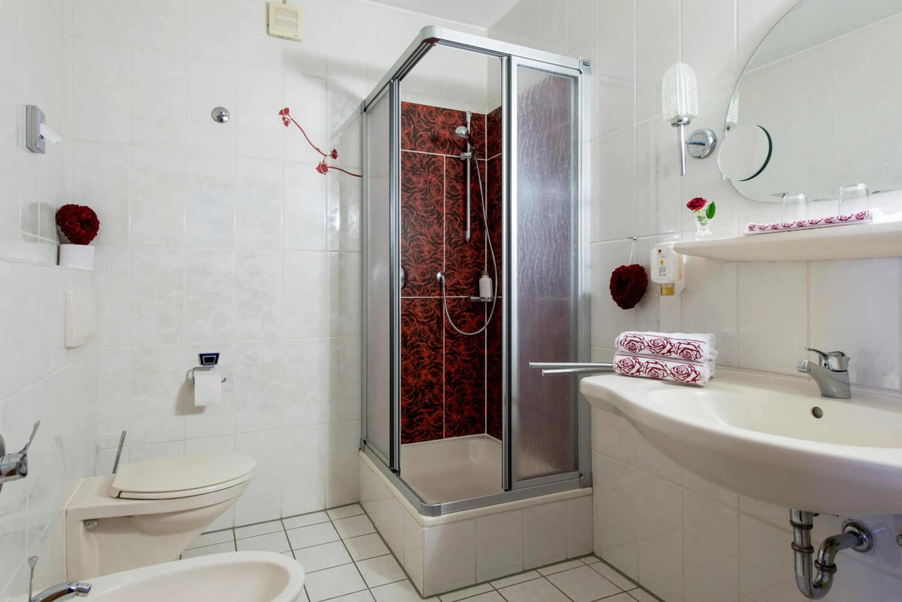 Bathroom in Hotel zum Rehberg