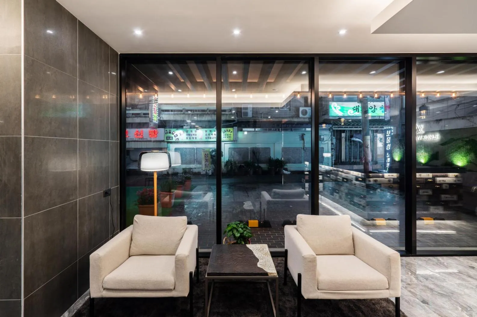 LALA VIANCO BUSINESS Hotel