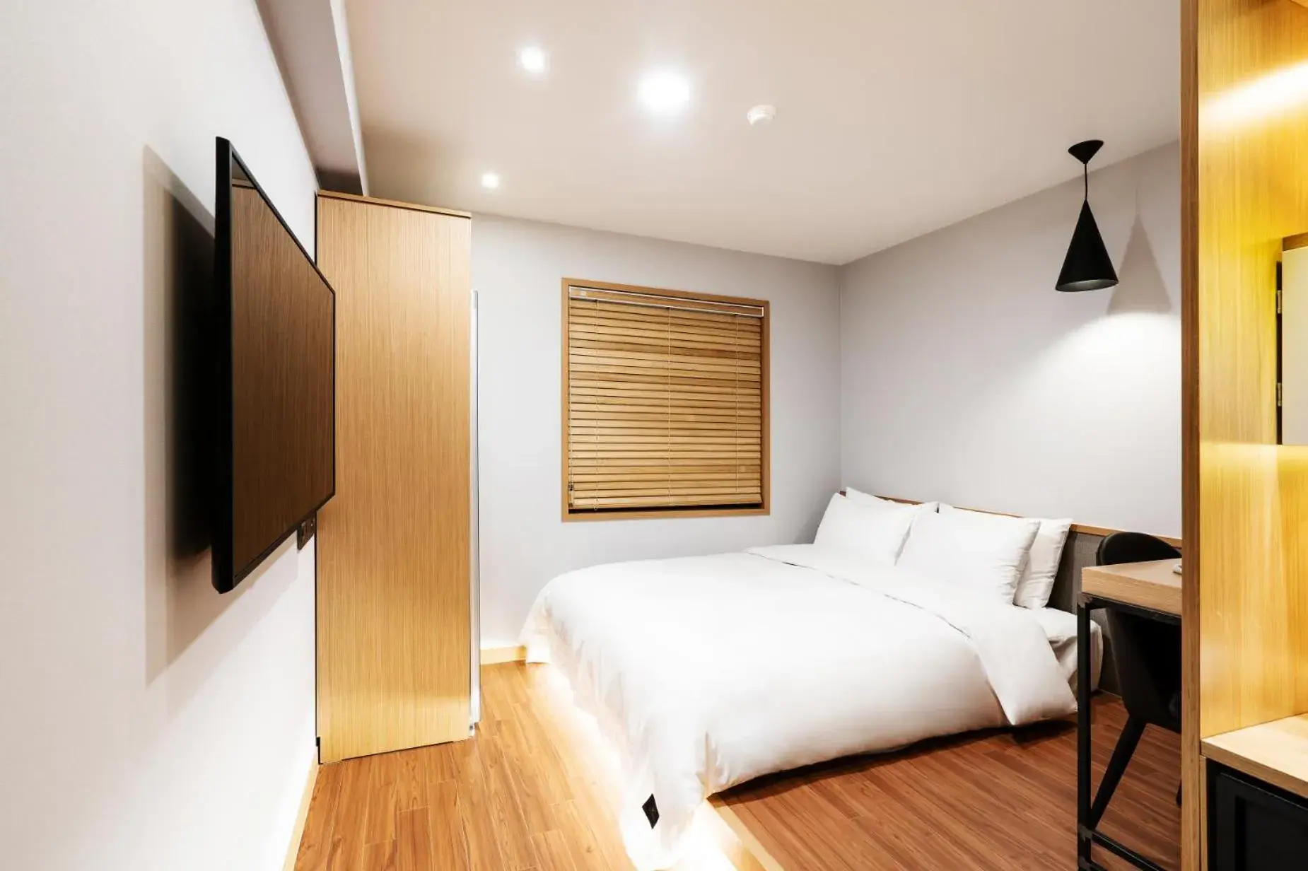 Bed in LALA VIANCO BUSINESS Hotel Bed in LALA VIANCO BUSINESS Hotel