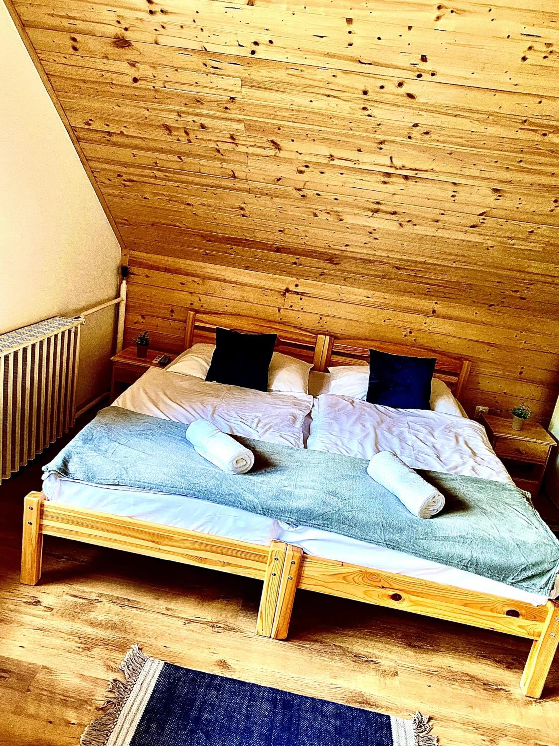 Bed in Fakanalas Fogadó