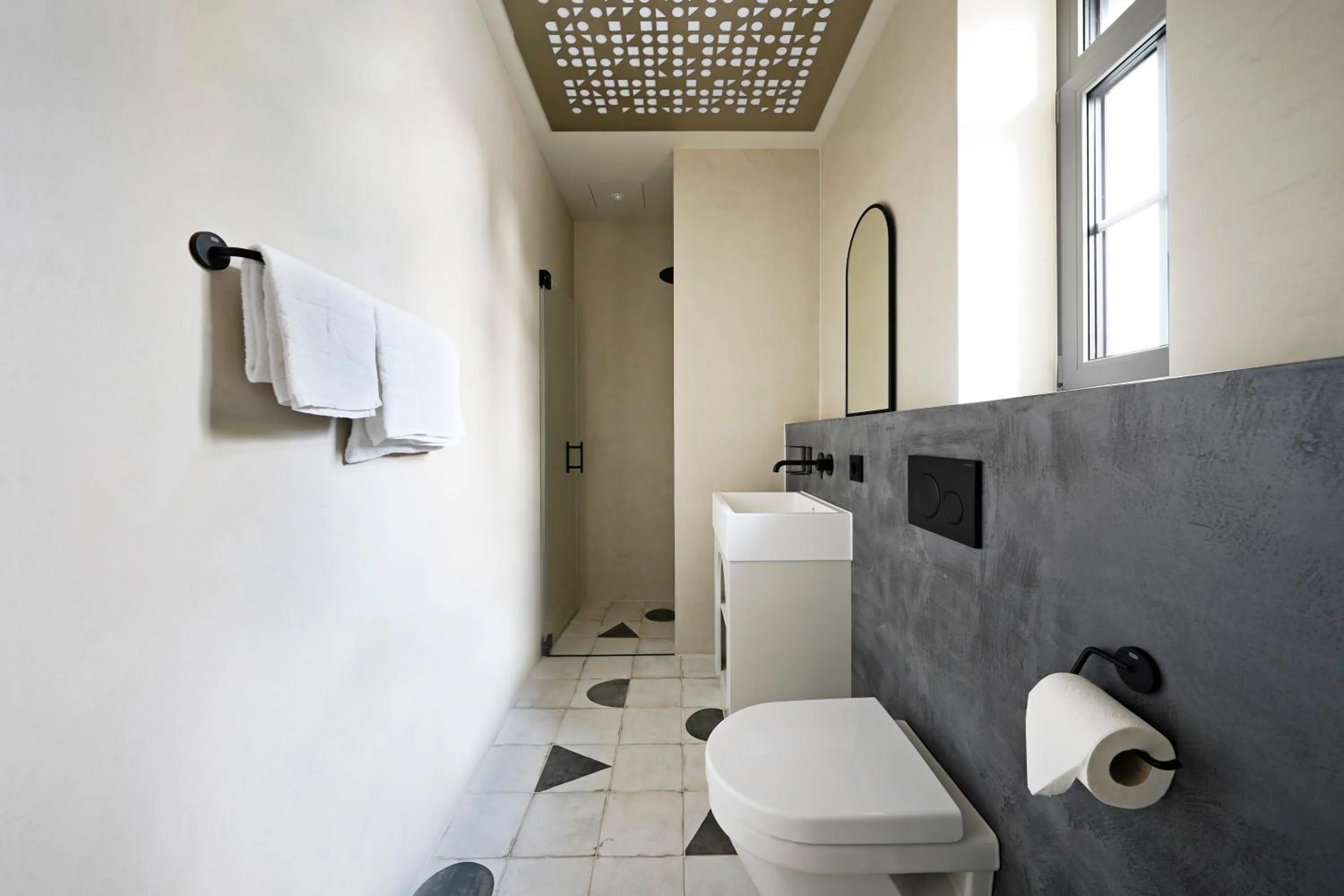 Bathroom in Numa Salzburg Maximilian