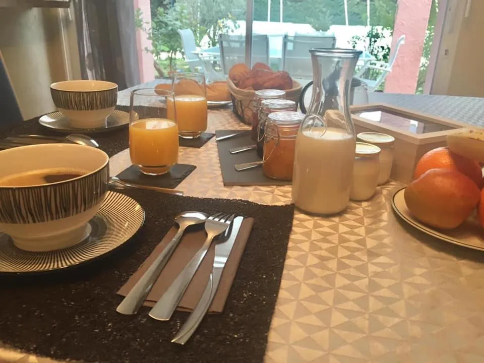 Property building in Chambre d’hôtes vaucluse