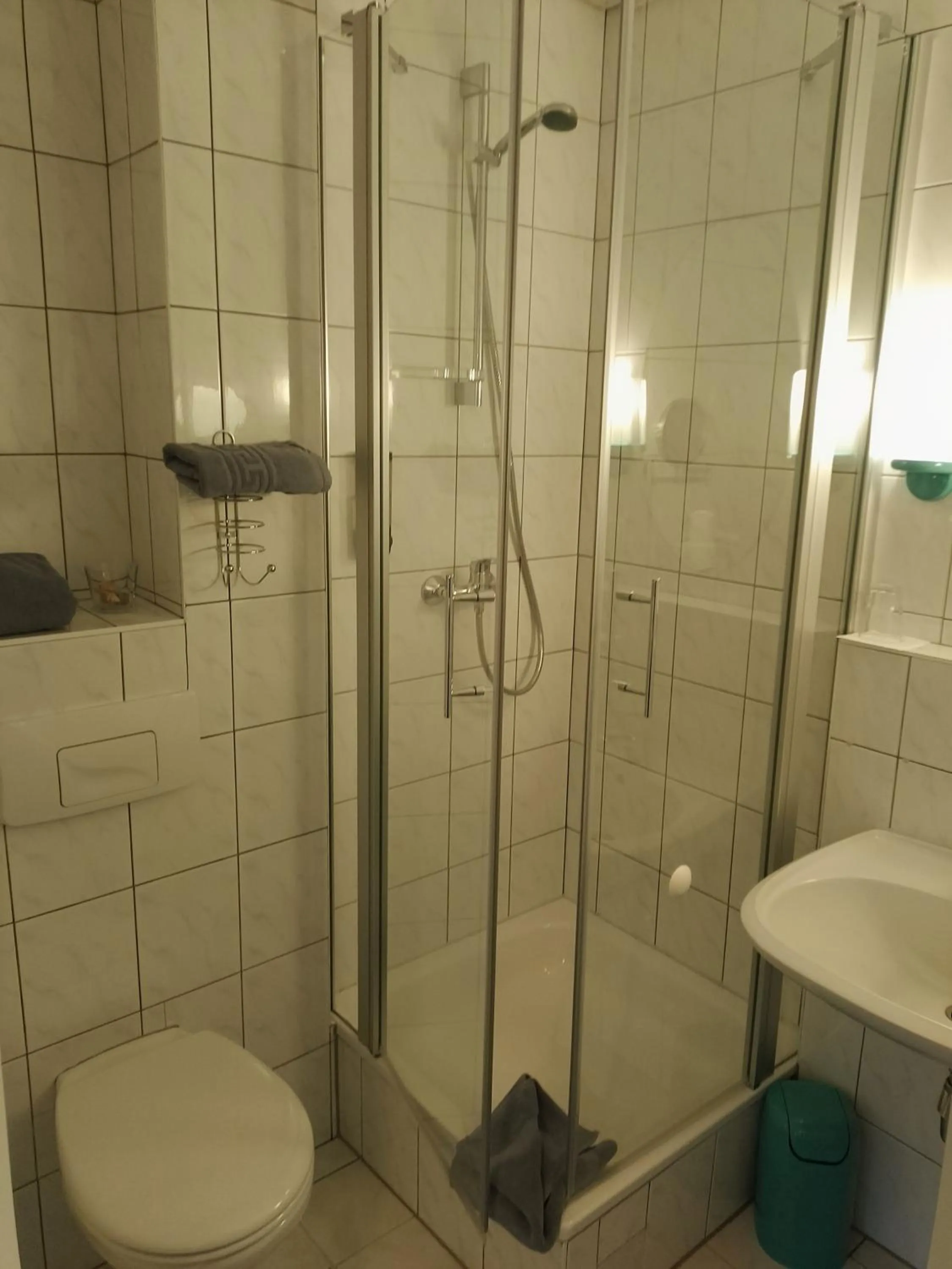 Bathroom in Hermanns Hotel Zum Goldenen Stern