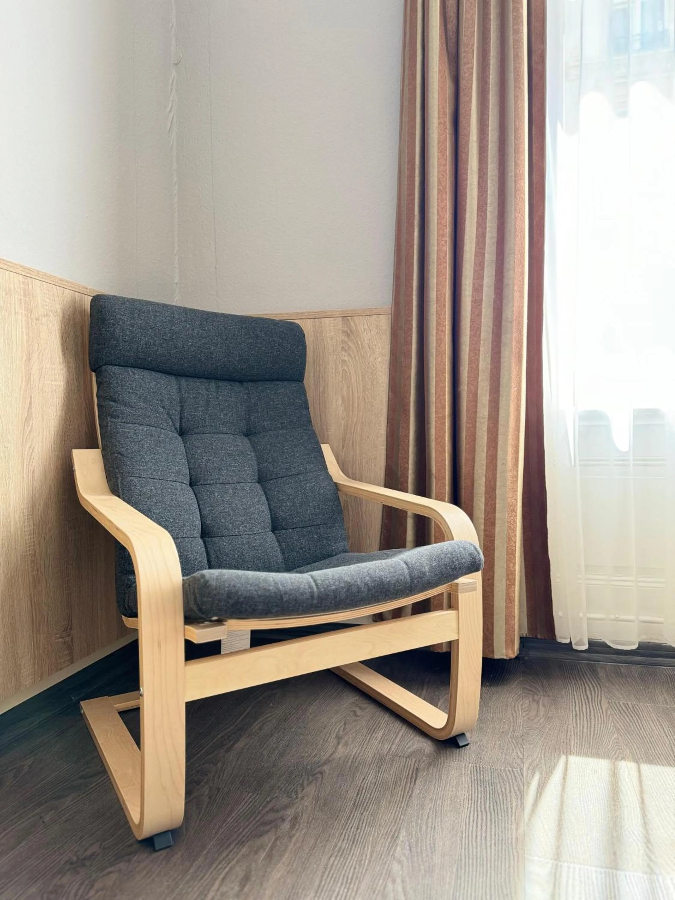 Living room in Hotel Kieler Hof - Hamburg Central Station