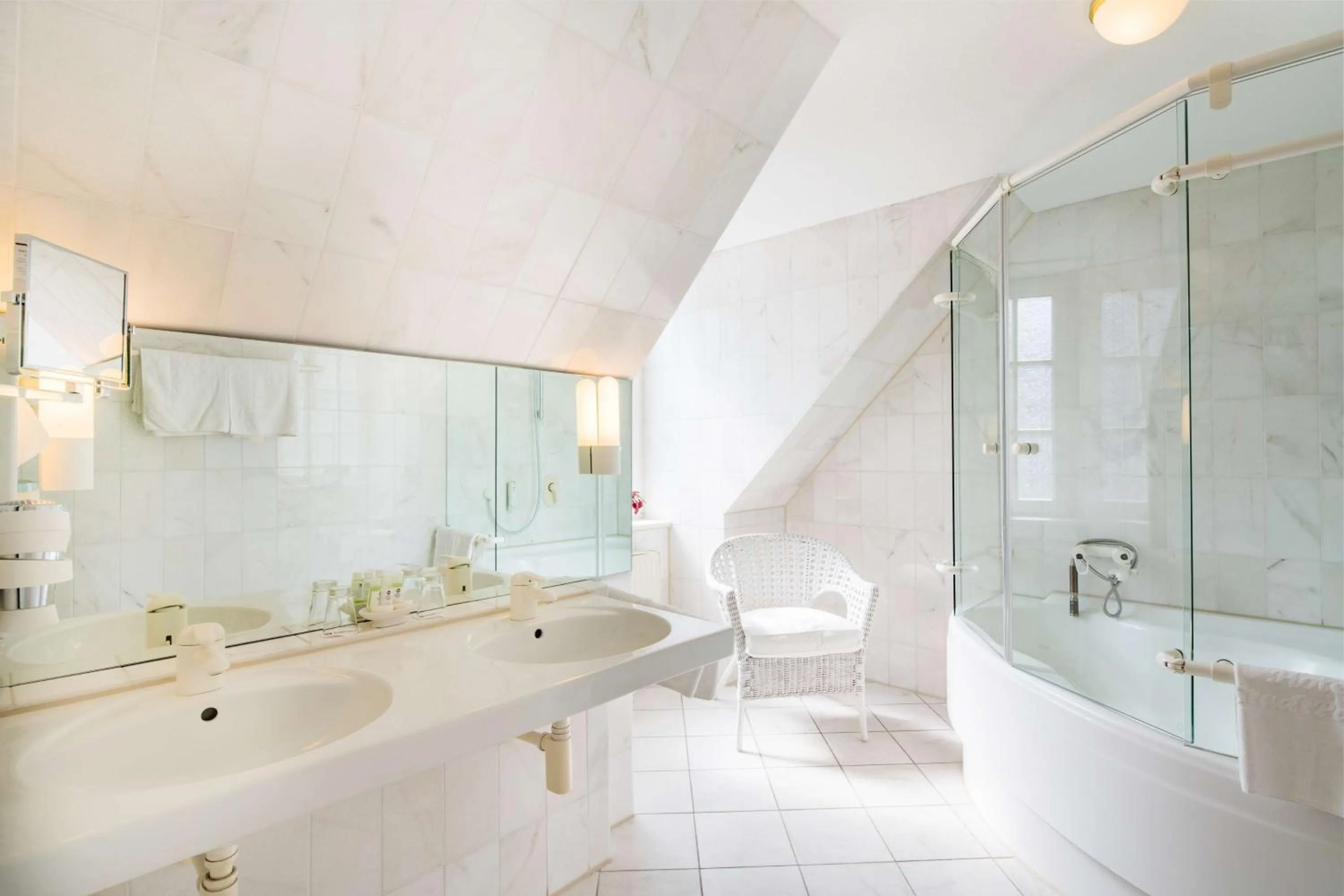 Photo of the whole room in Best Western Plus Hotel StadtPalais