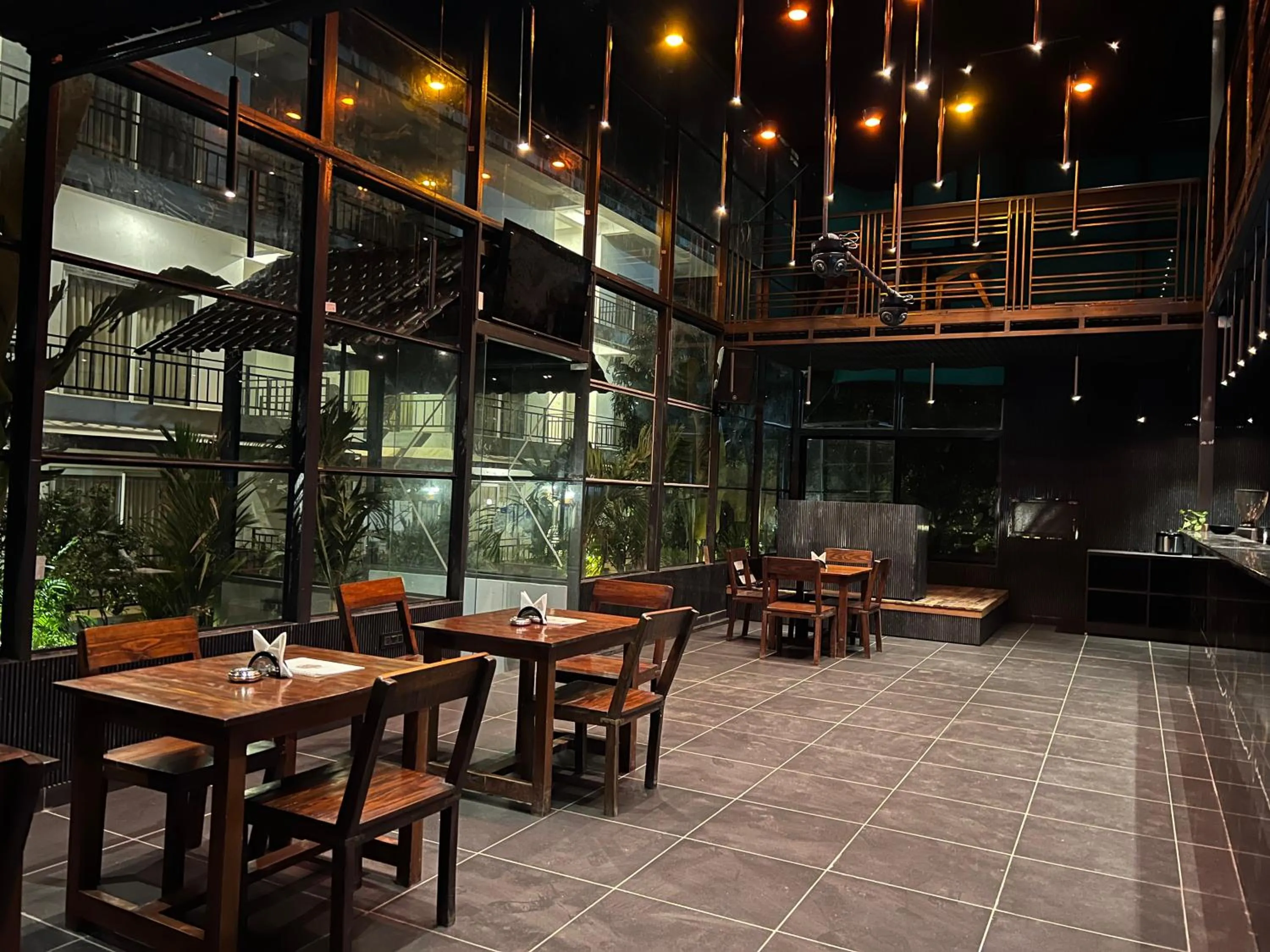Restaurant/places to eat in Aaria Hills