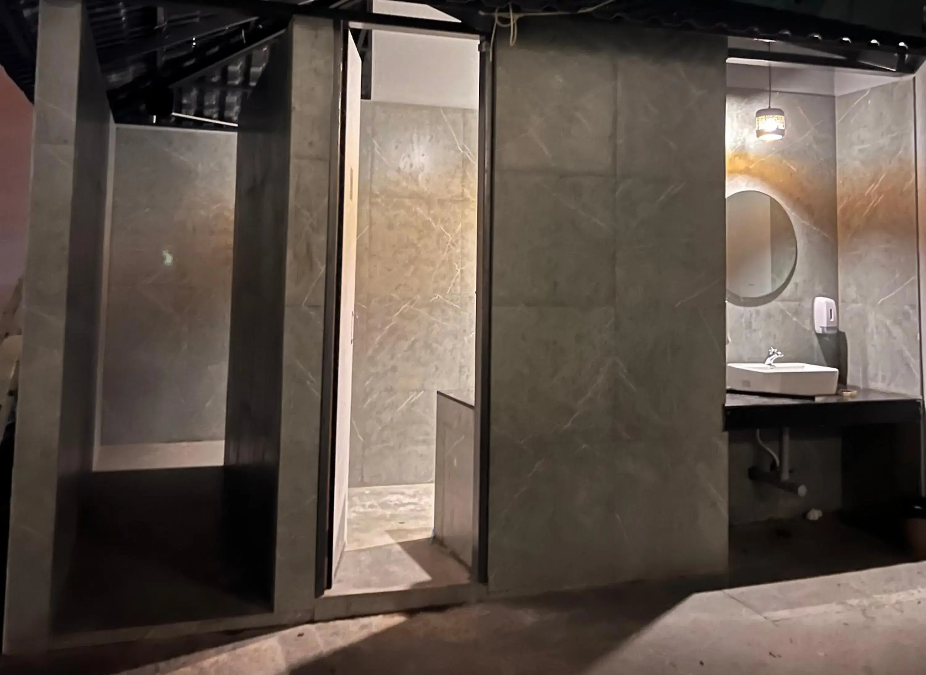 Property building in Aaria Hills Property building in Aaria Hills