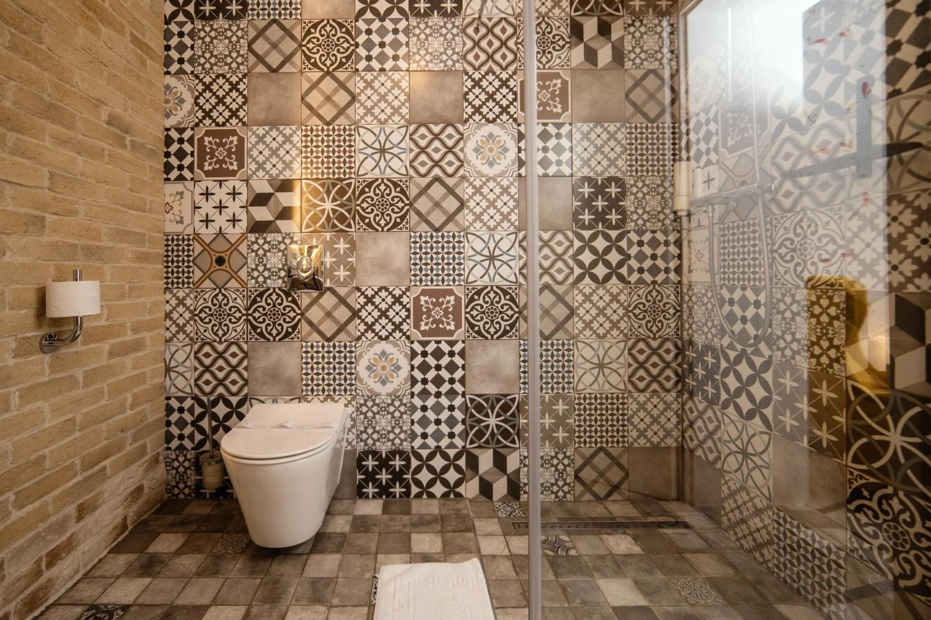 Bathroom in compleX living aparthotel