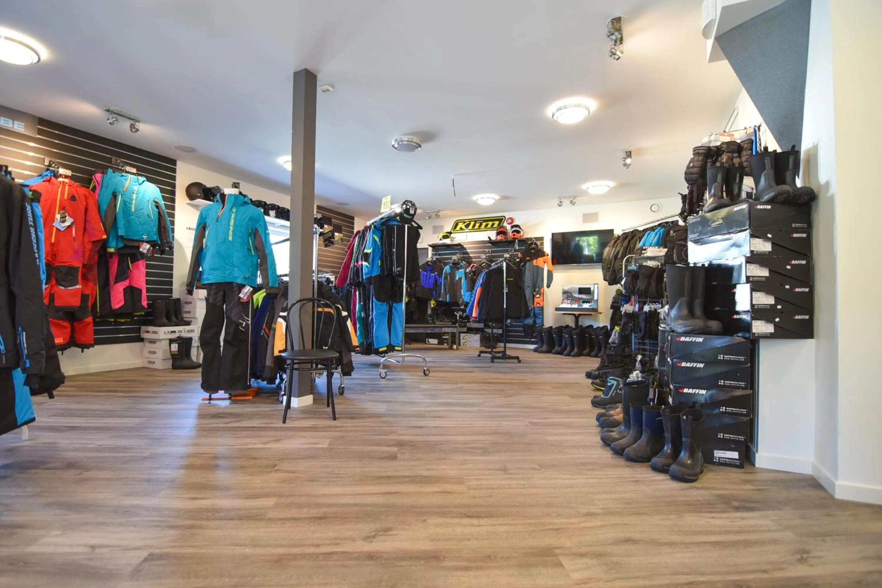 Shopping Area in Big River Camp Hotel & Spa