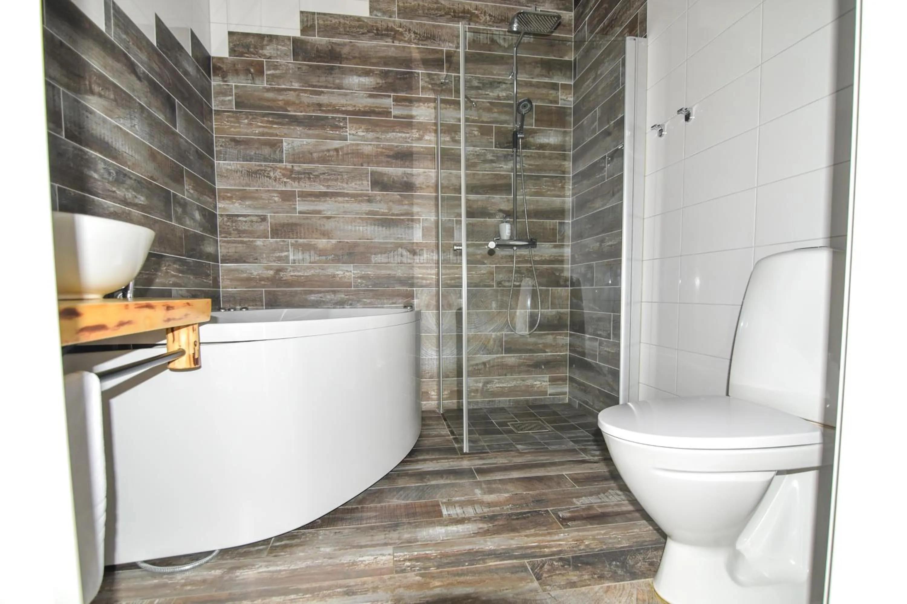 Bathroom in Big River Camp Hotel & Spa