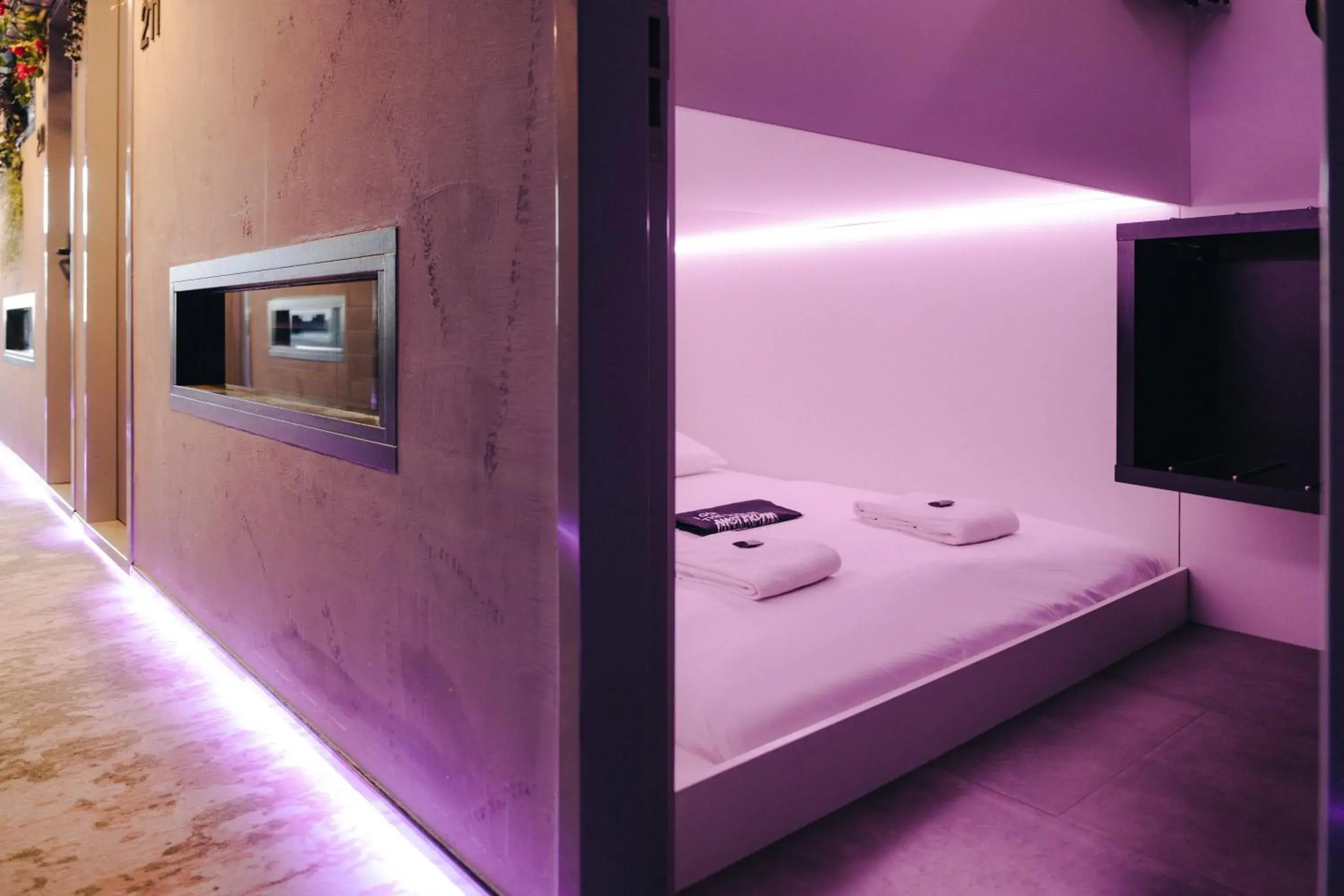 Bed in THIS HO(S)TEL Bed in THIS HO(S)TEL