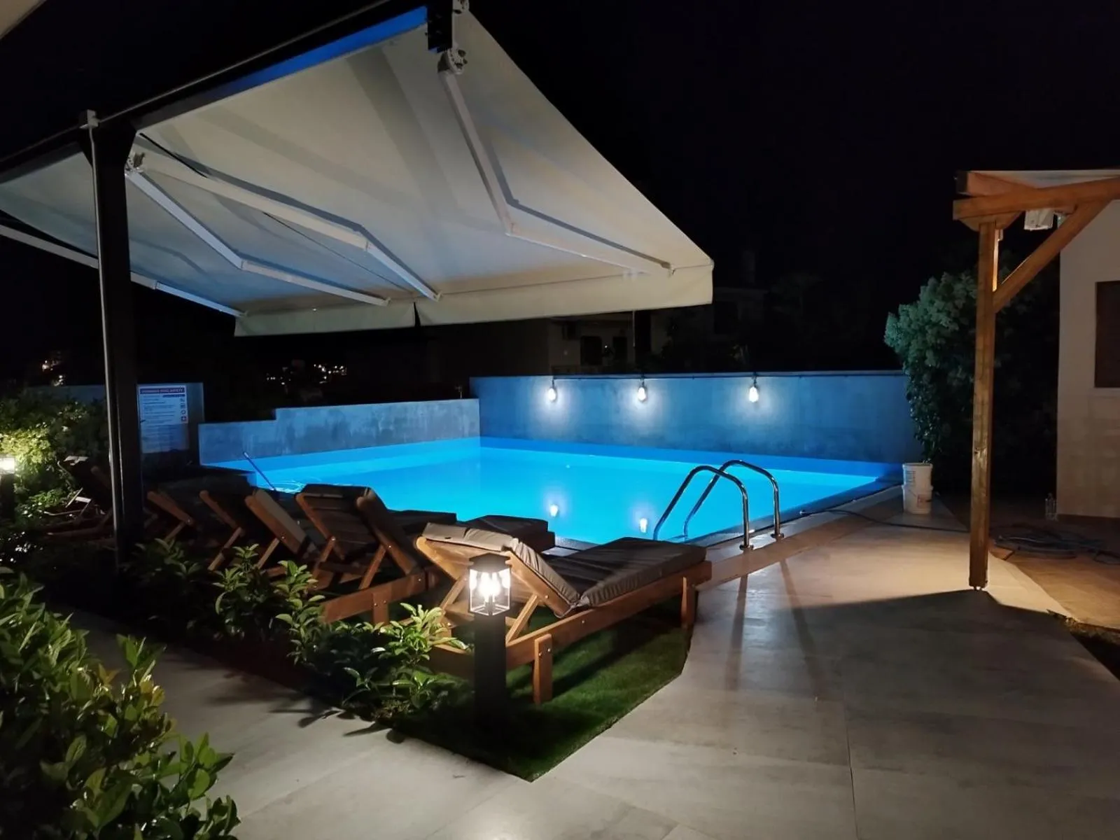 Pool view in Oro