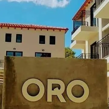 Property building in Oro