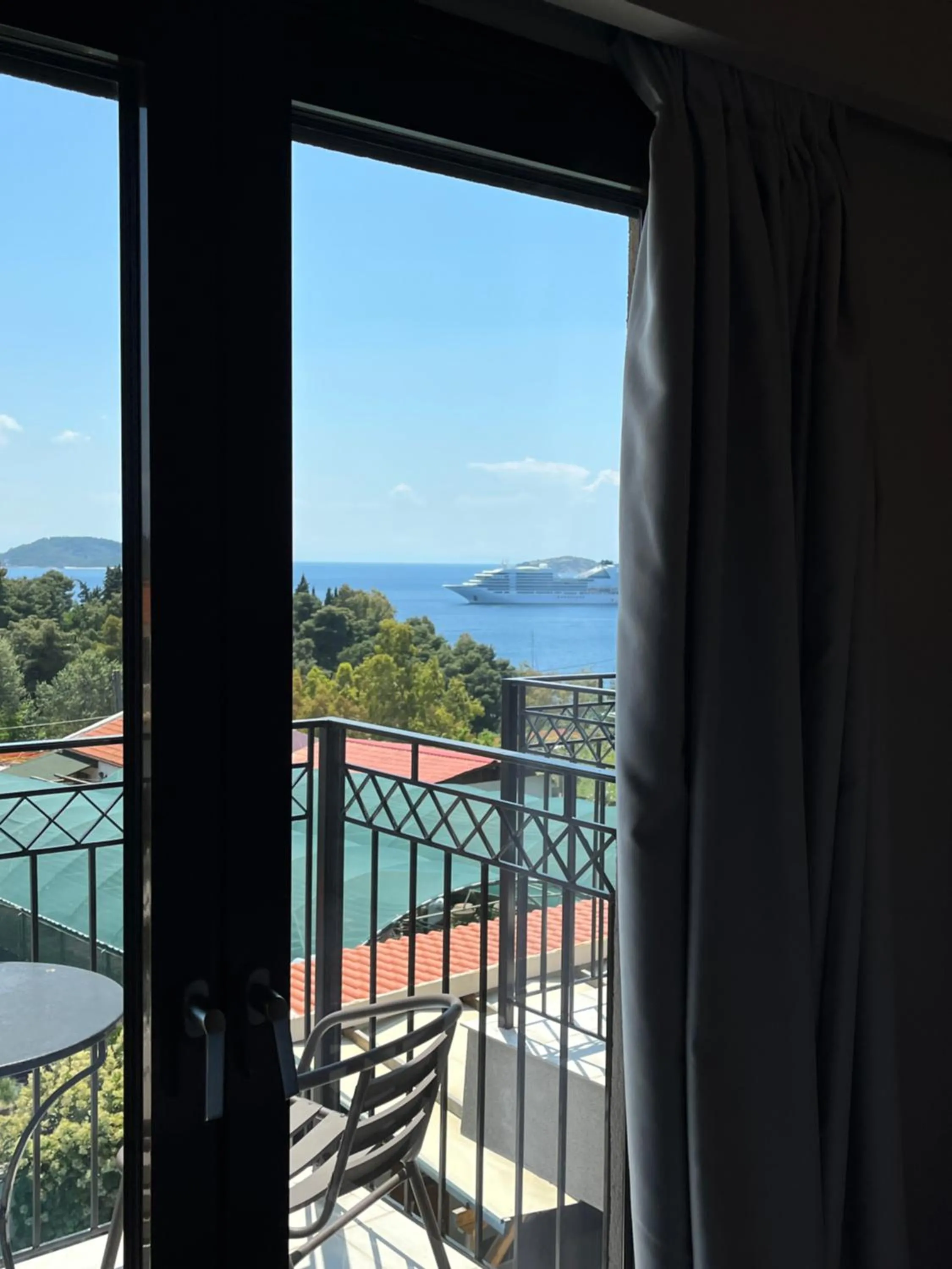 View (from property/room) in Oro
