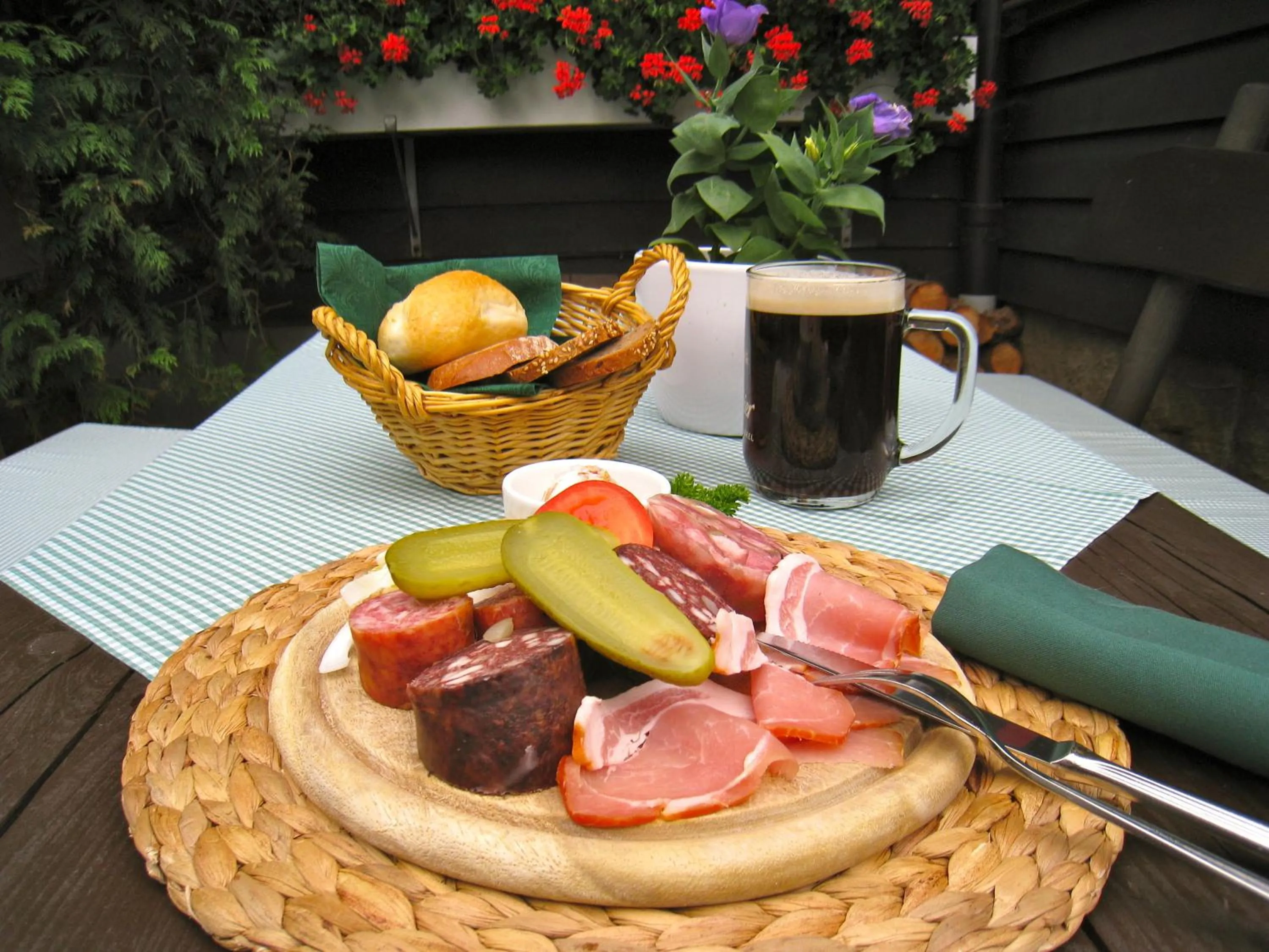 Food in Hotel Grüne Tanne Mandelholz