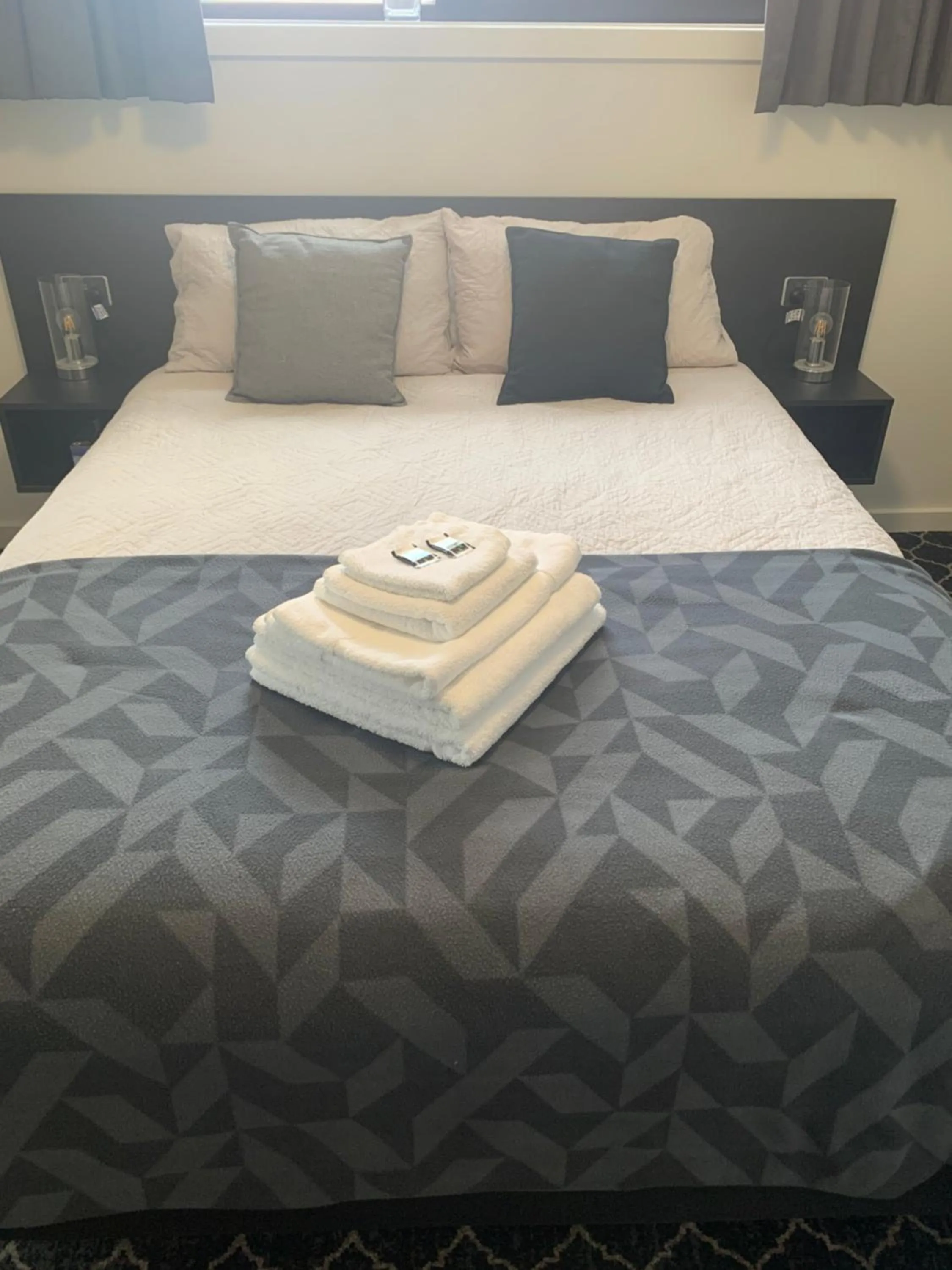 Bed in Queens Arms Hotel