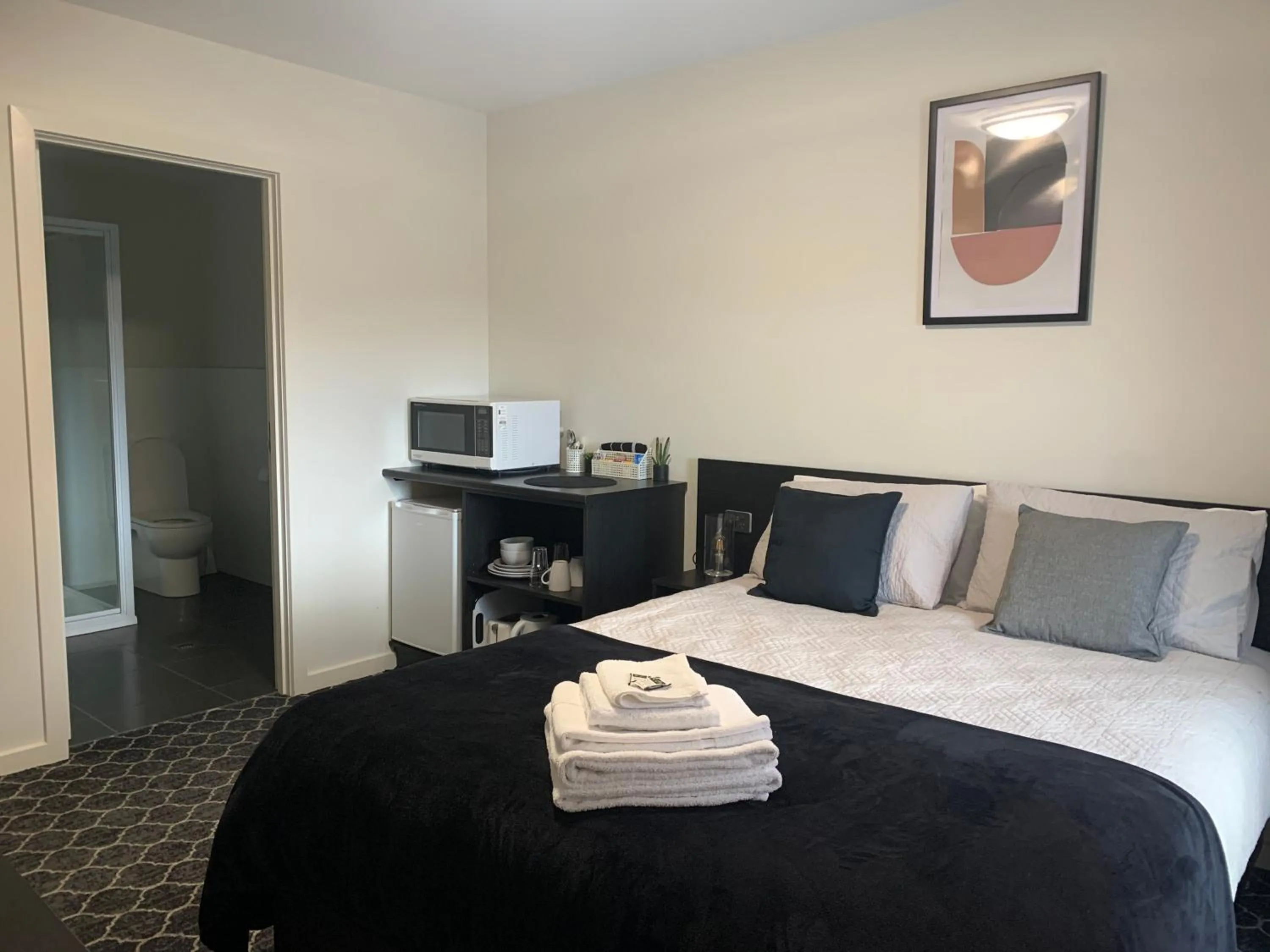 Bed in Queens Arms Hotel