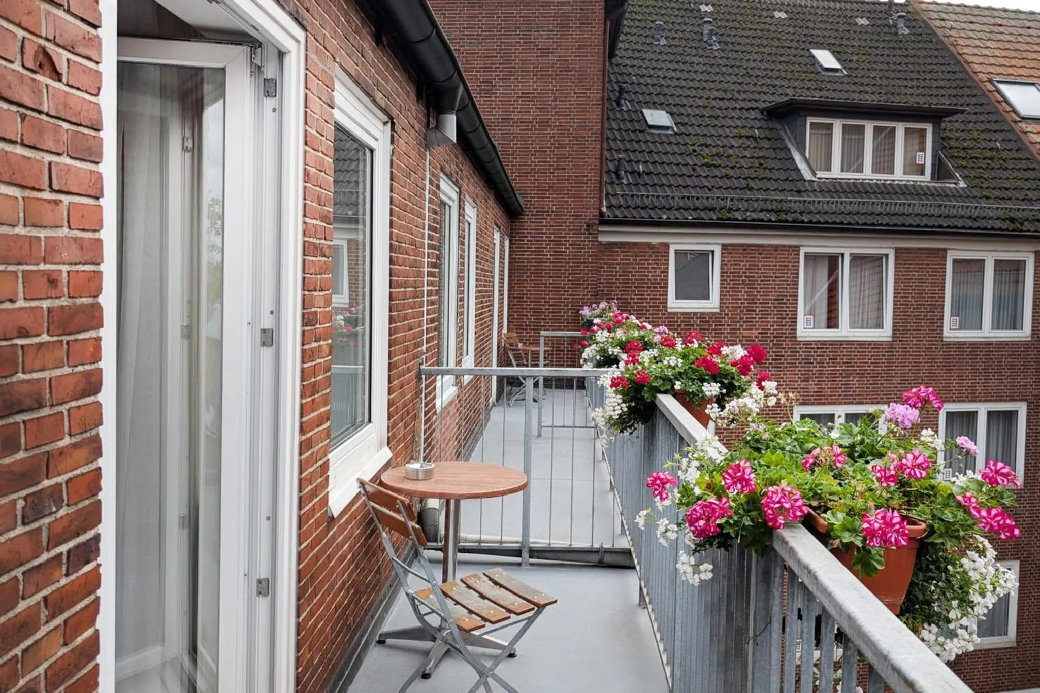 Bedroom in Garner Hotel Hamburg - Wandsbek Marktplatz by IHG