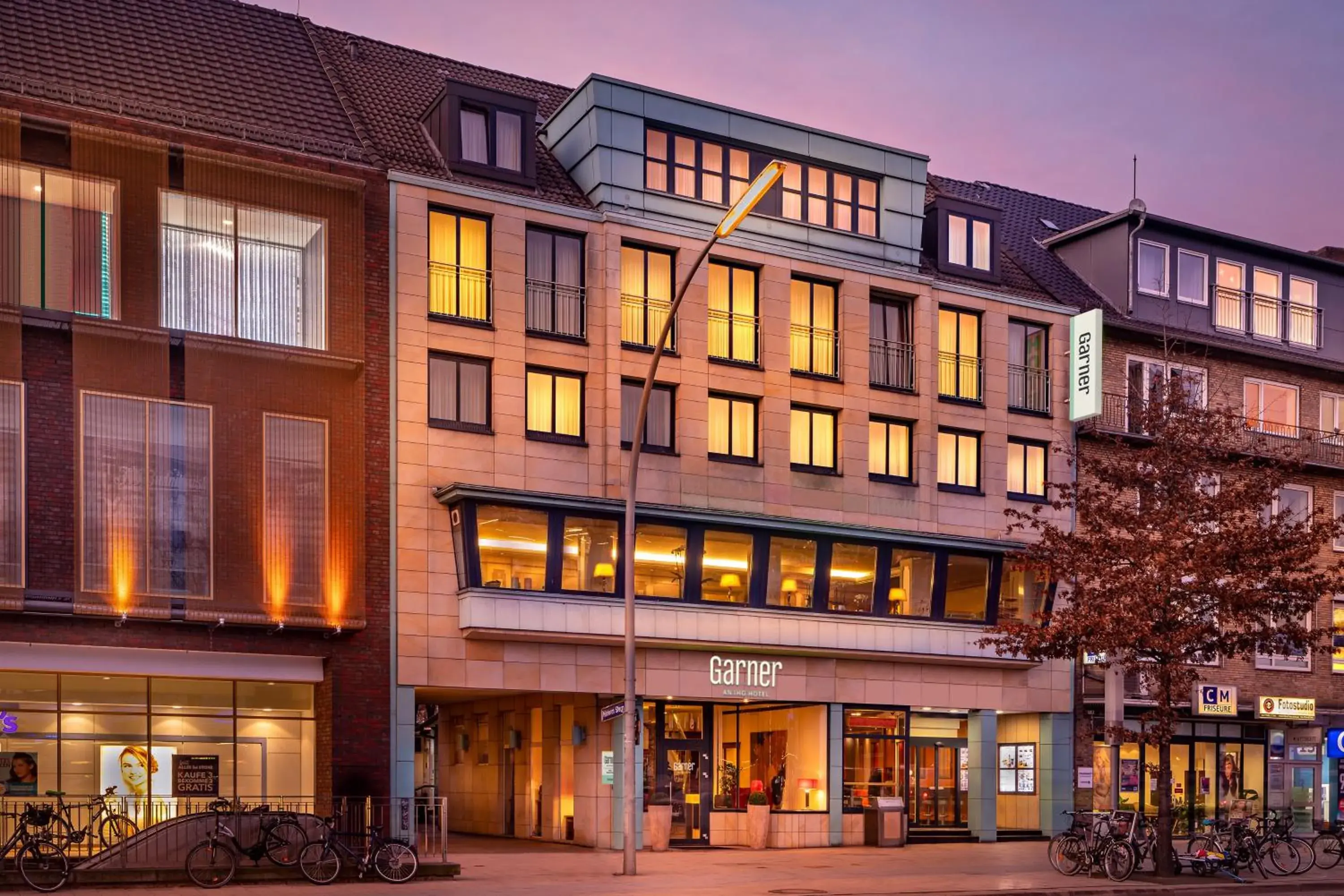 Property building in Garner Hotel Hamburg - Wandsbek Marktplatz by IHG Property building in Garner Hotel Hamburg - Wandsbek Marktplatz by IHG