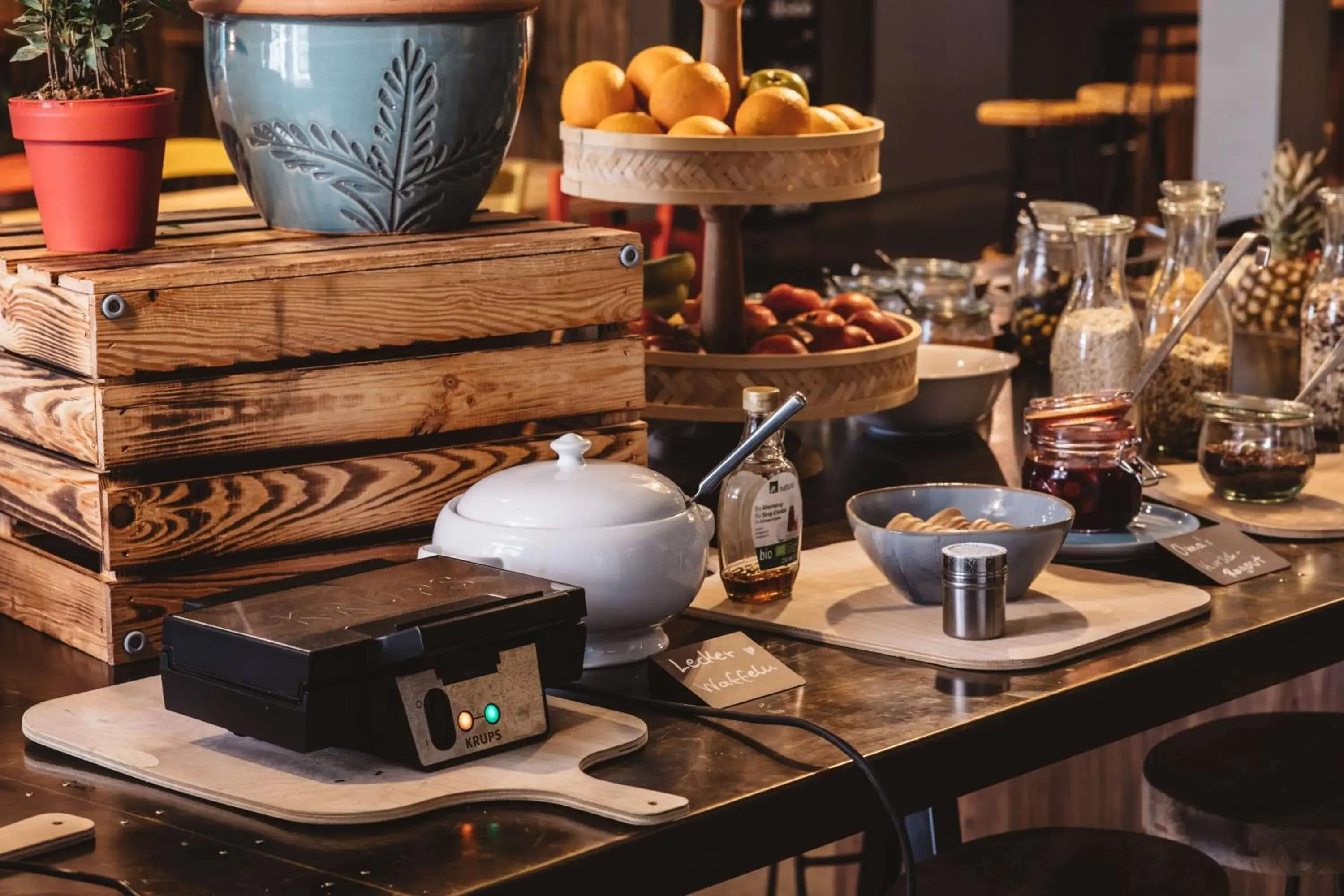 Breakfast in Superbude Hamburg Altona Breakfast in Superbude Hamburg Altona