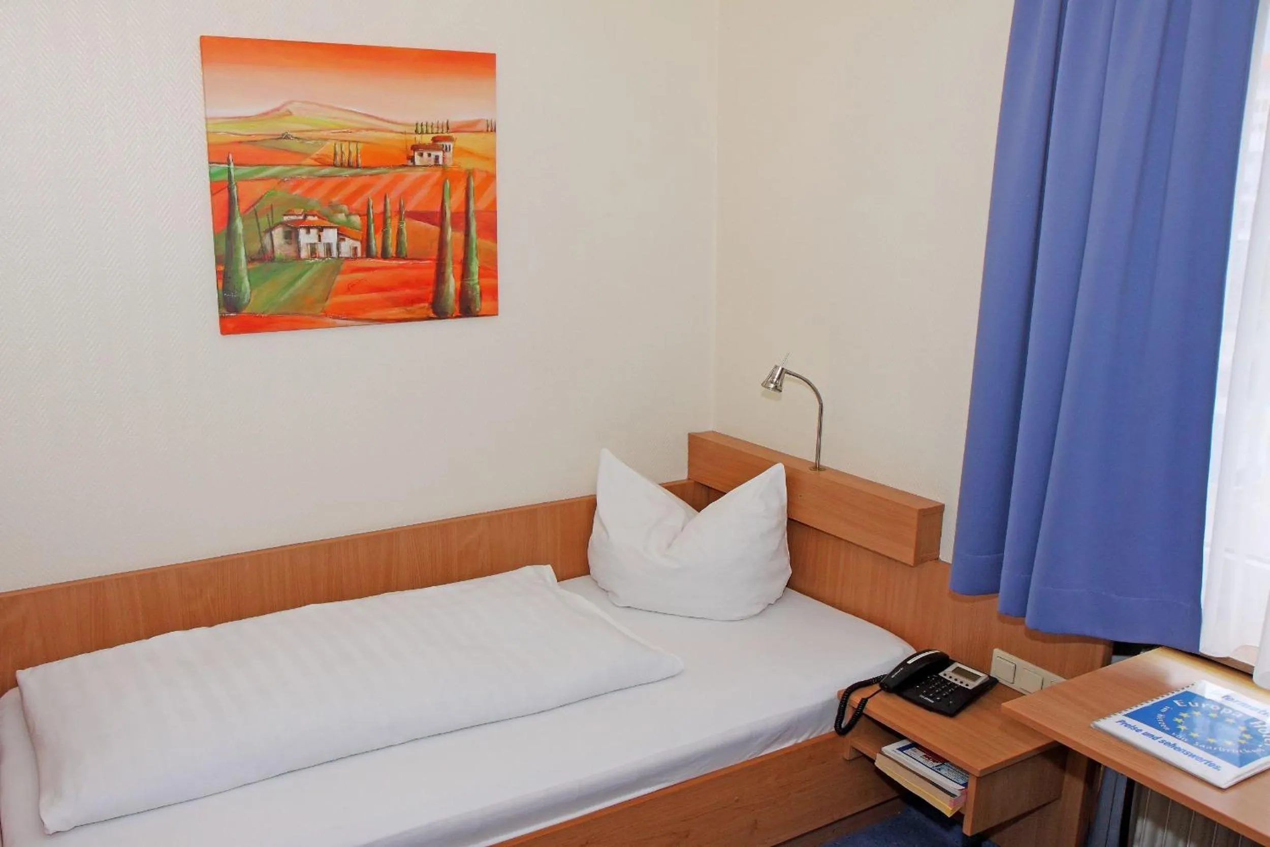 Bed in Europa Hotel City