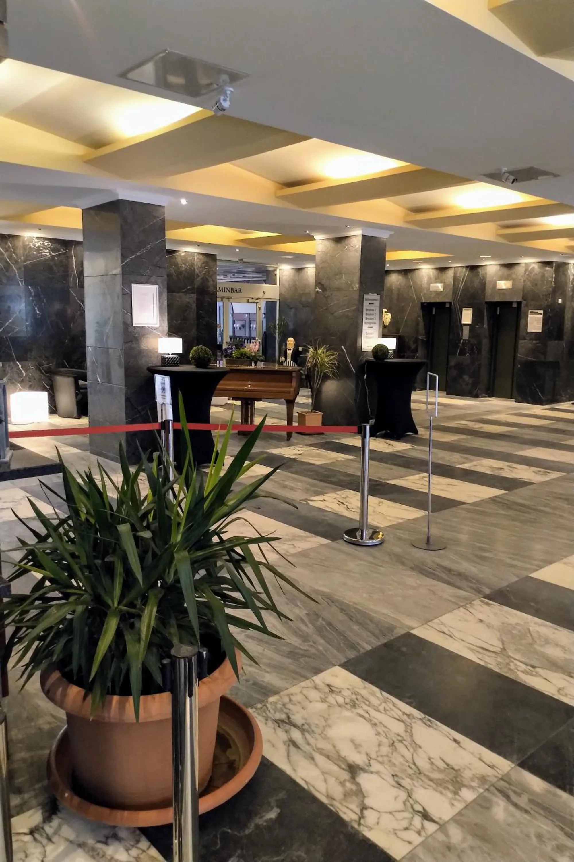 Lobby or reception in CAREA Residenz Hotel Harzhöhe