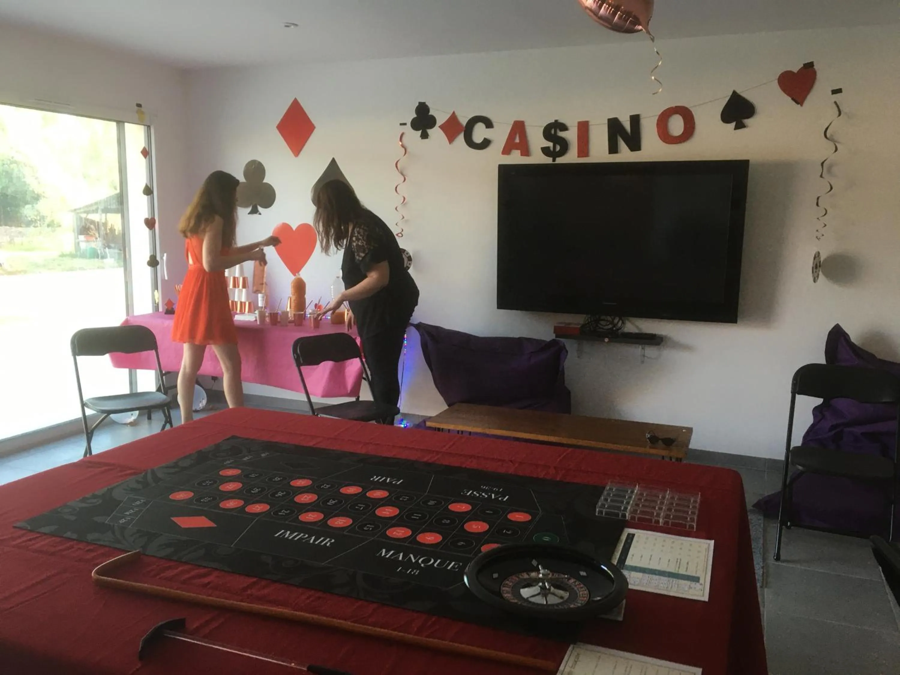 Communal lounge/ TV room in Domaine des Bois Argentés