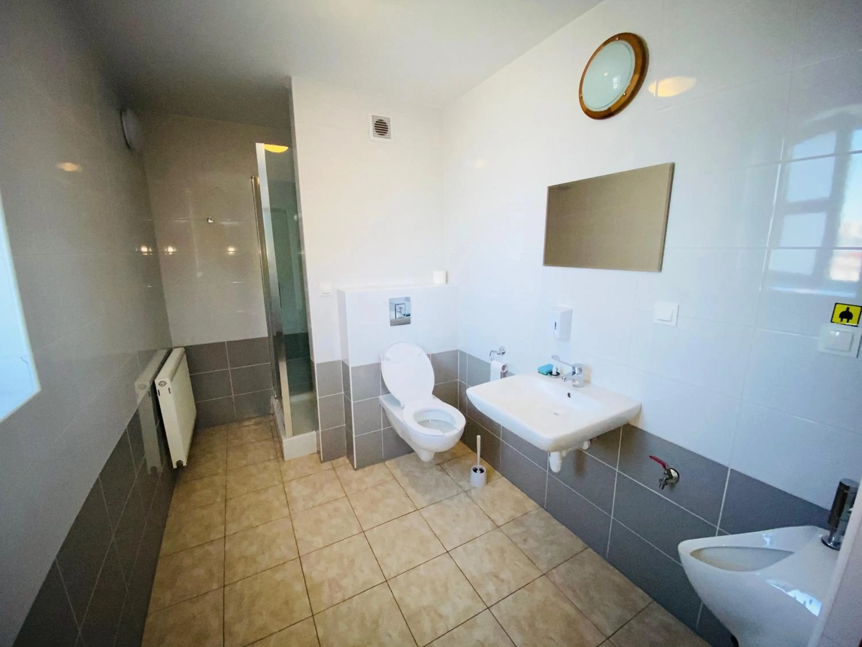 Toilet in Hostel Białystok Centrum