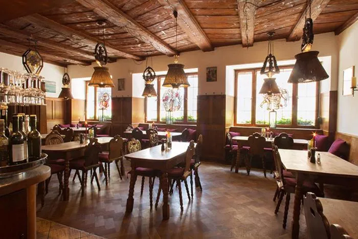 Restaurant/places to eat in Hotel Residenz