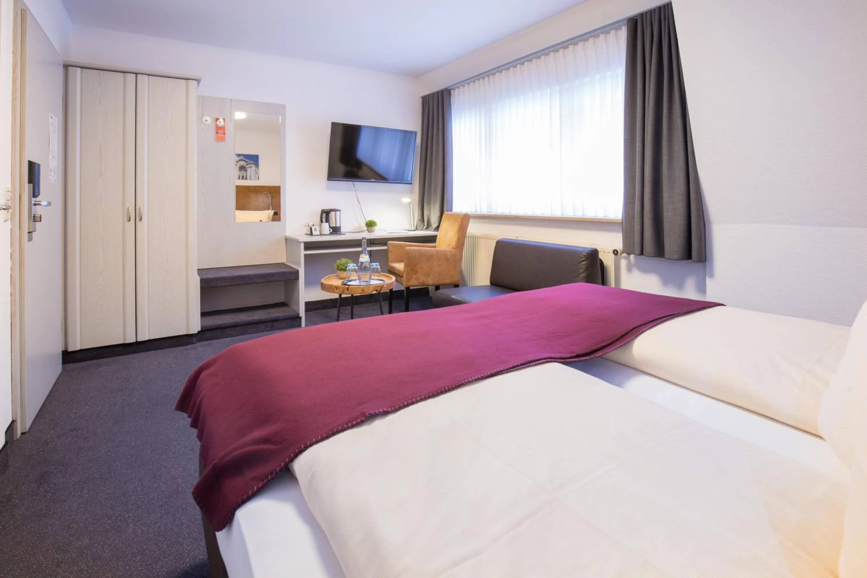 Photo of the whole room, Bed in Hotel Residenz