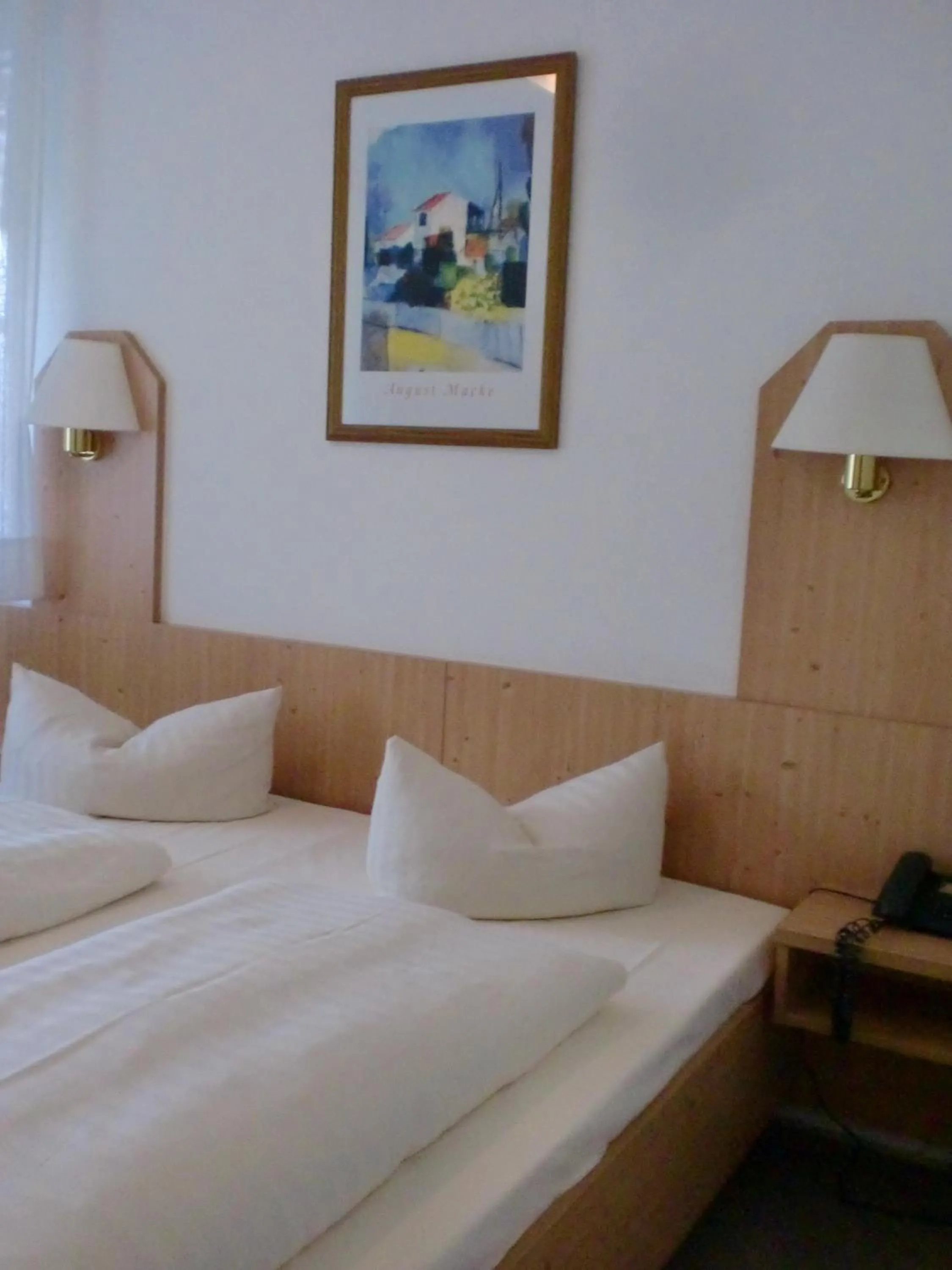 Bed in Hotel & Gästehaus Krone