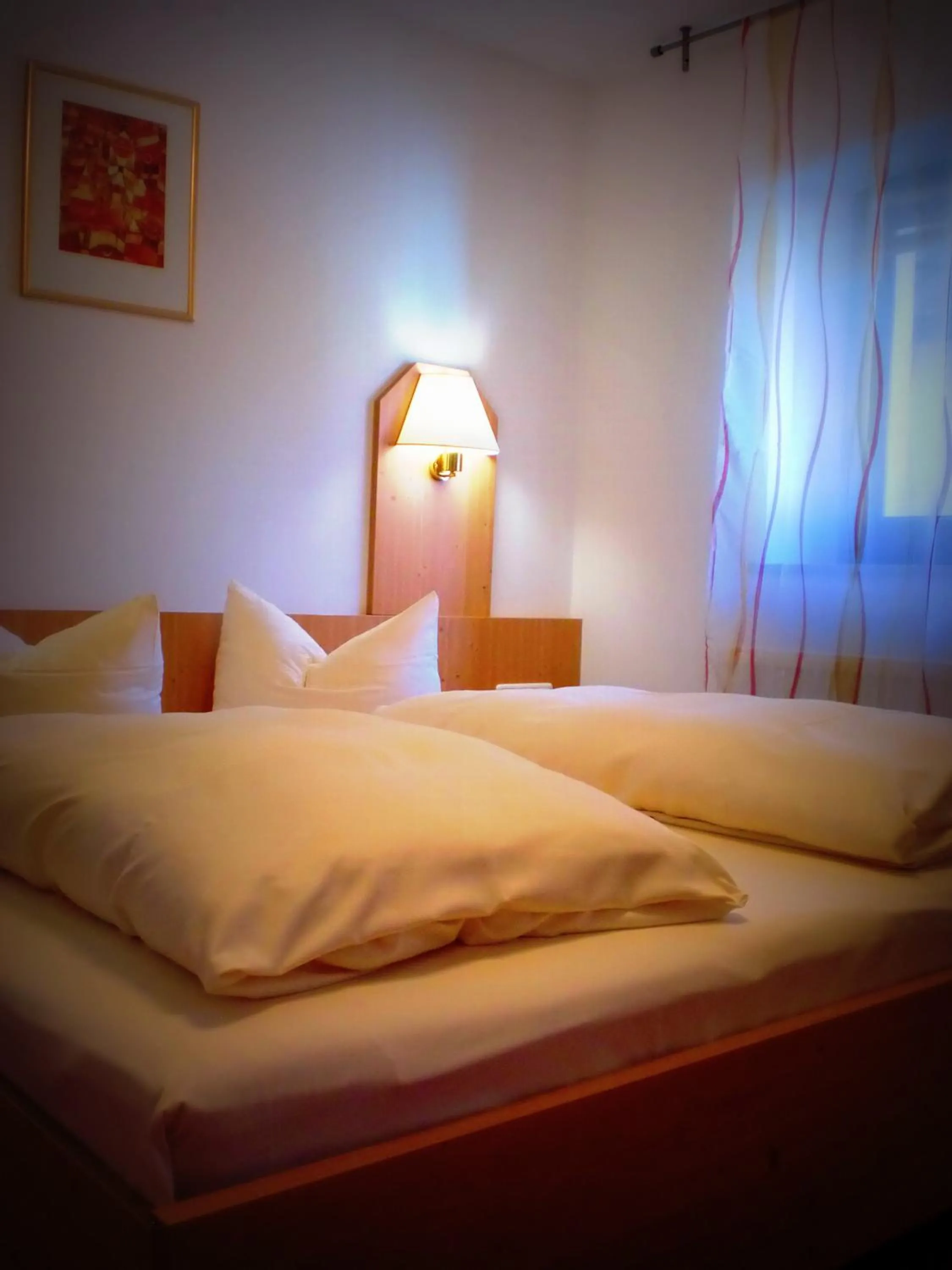 Bed in Hotel & Gästehaus Krone