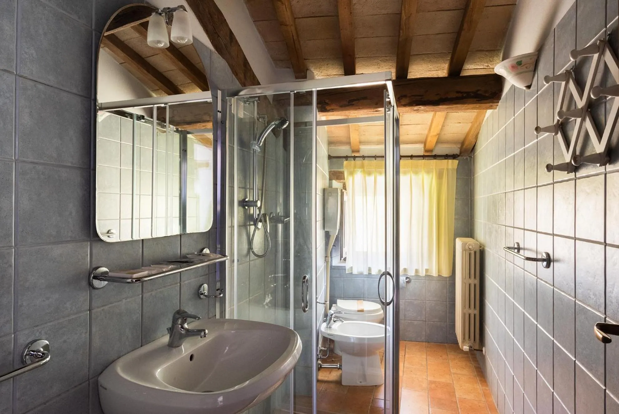 Apartment with Mountain View - single occupancy in Agriturismo Sacchiafarm