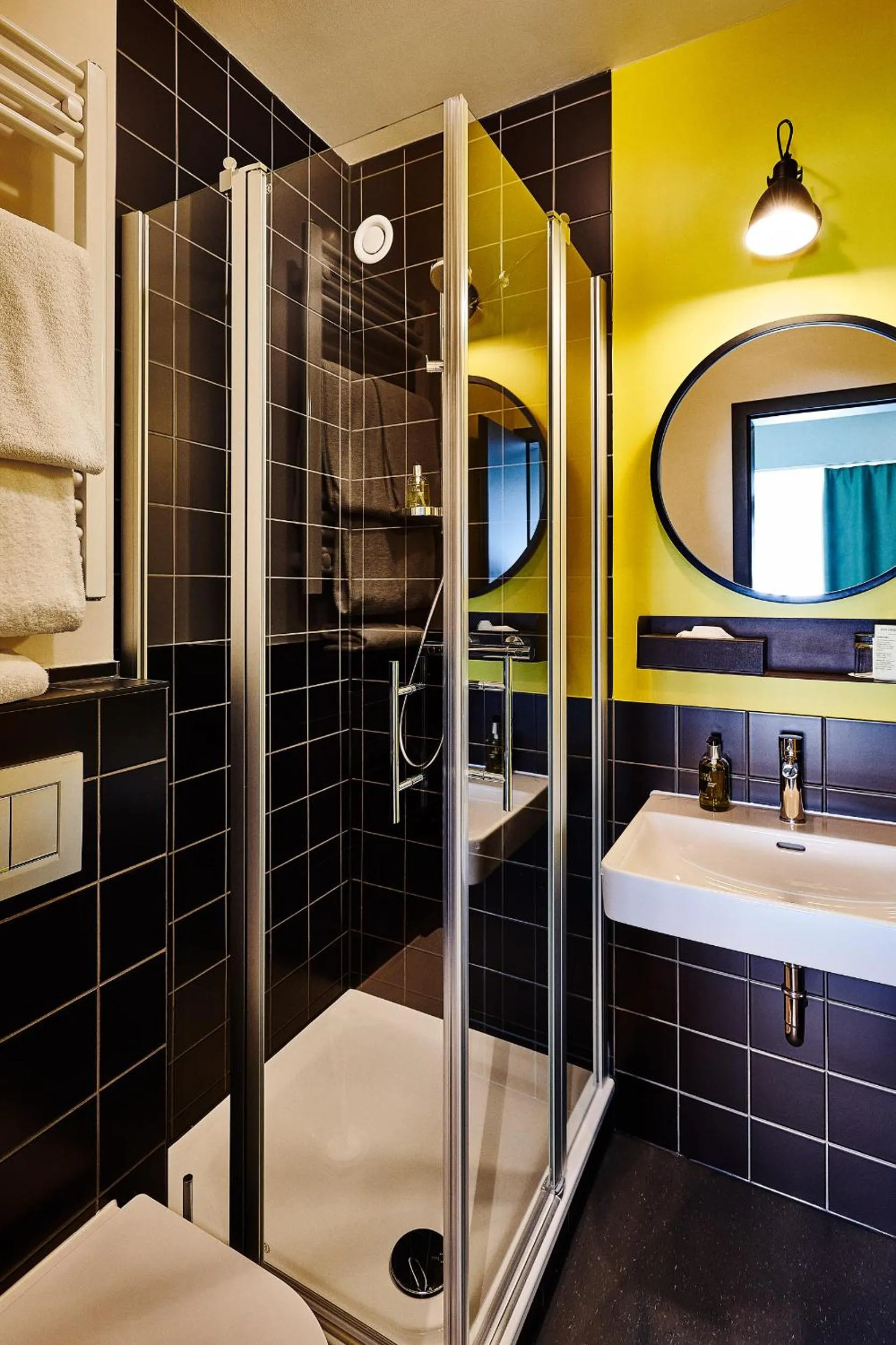 Bathroom in Hotel Zugbrücke Grenzau GmbH