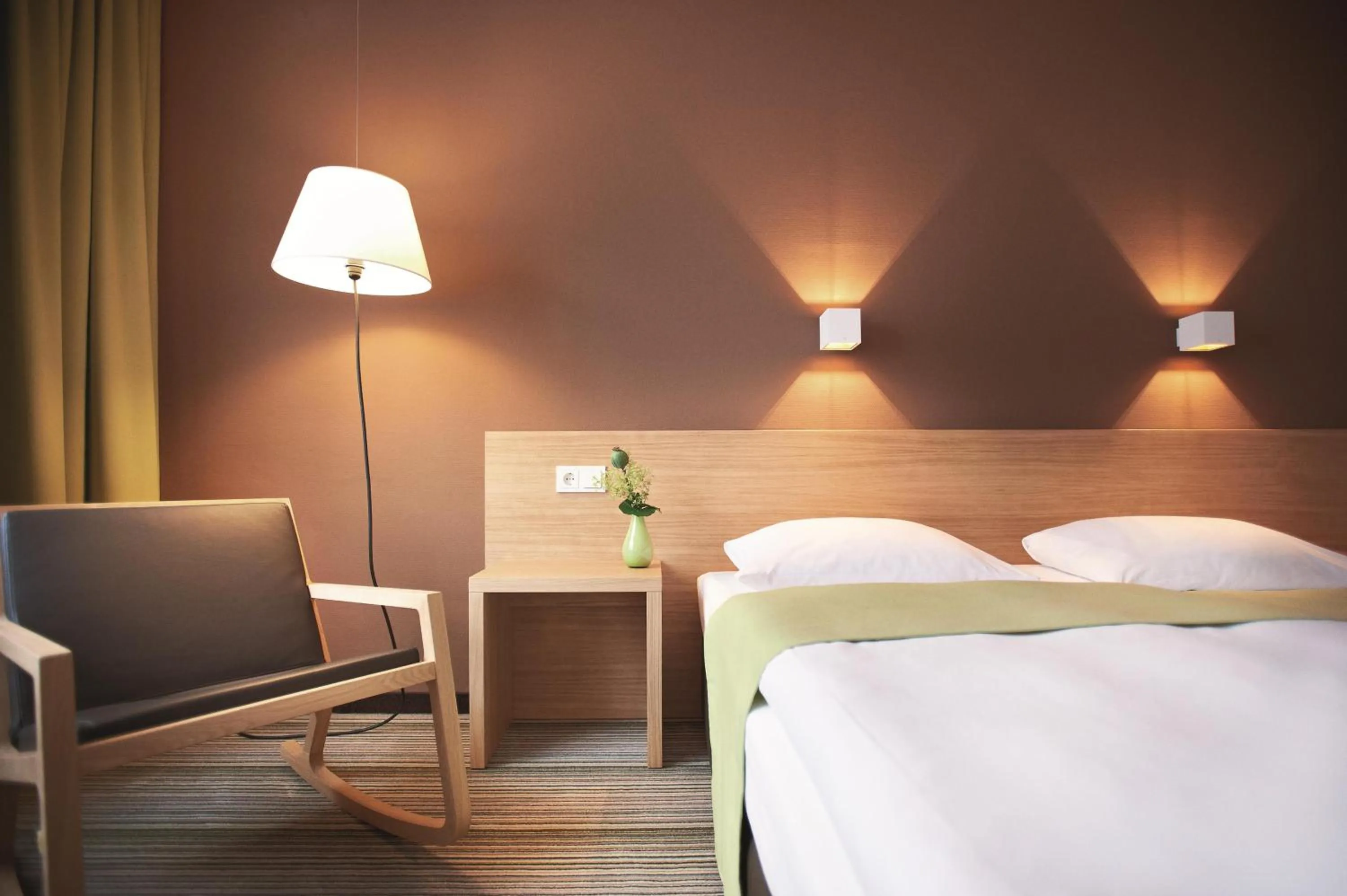 Bedroom, Bed in Hotel Zugbrücke Grenzau GmbH