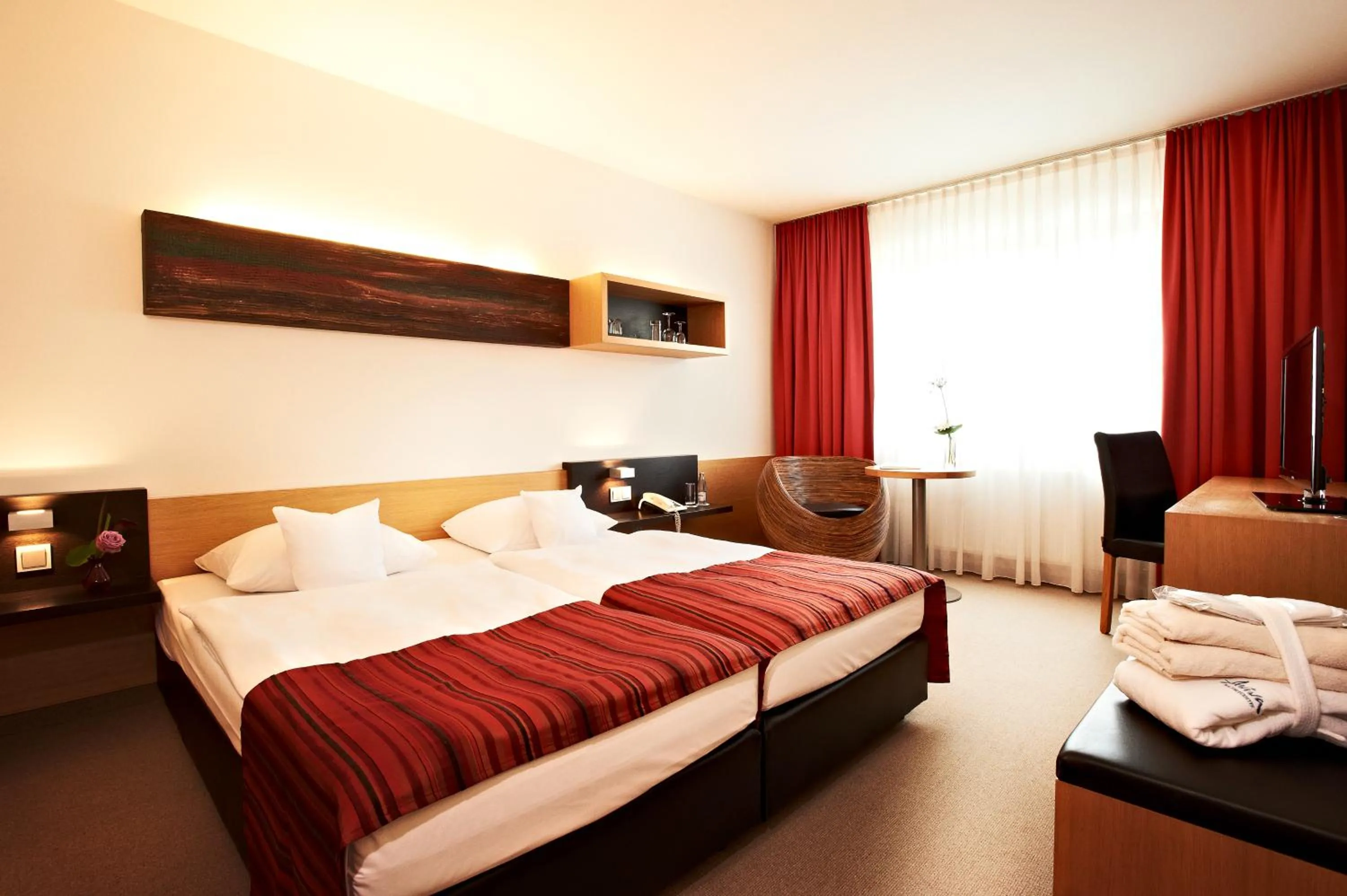 Bed in Hotel Zugbrücke Grenzau GmbH