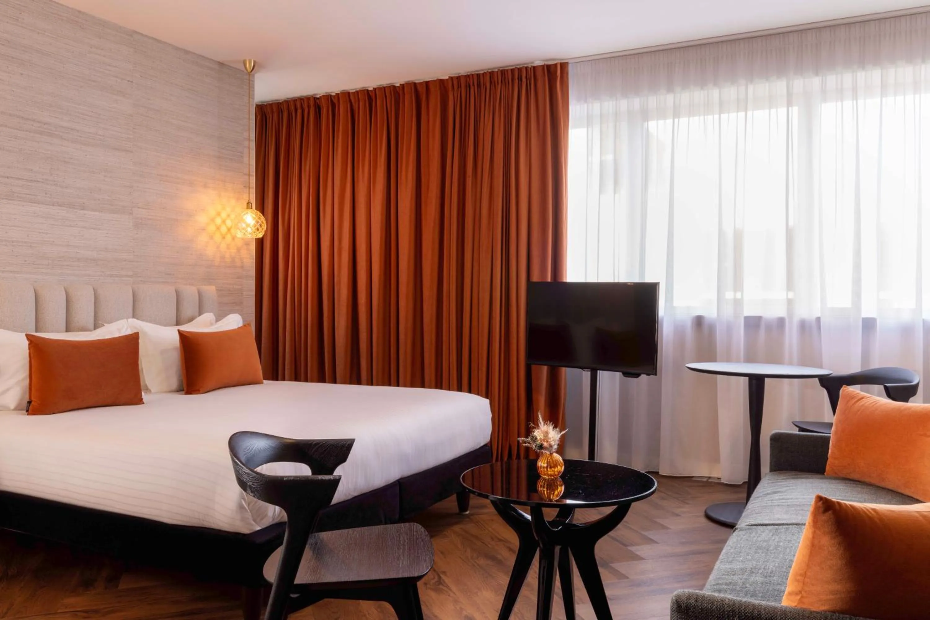 Bed in Best Western Plus Hôtel Isidore