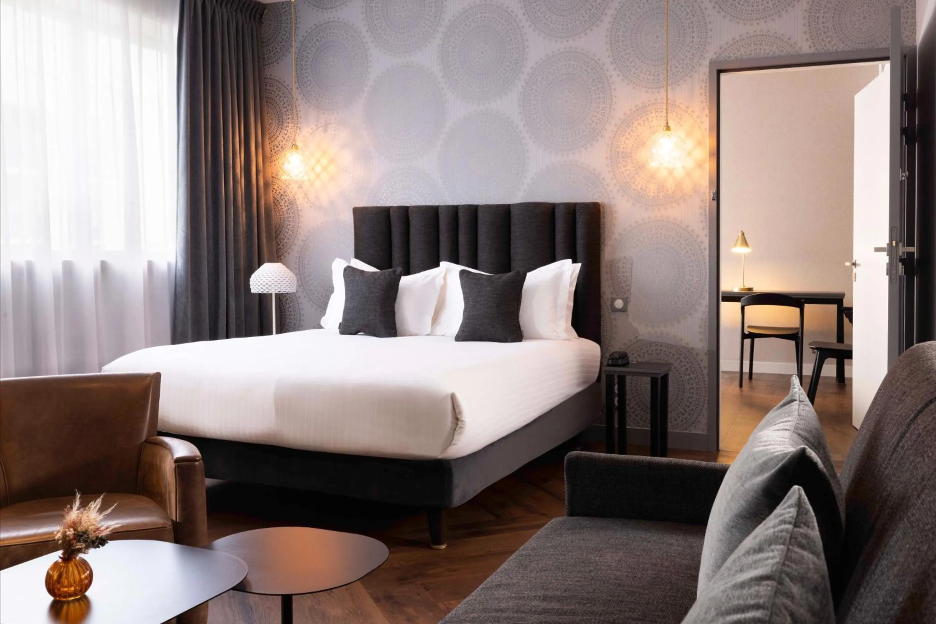 Bedroom, Bed in Best Western Plus Hôtel Isidore