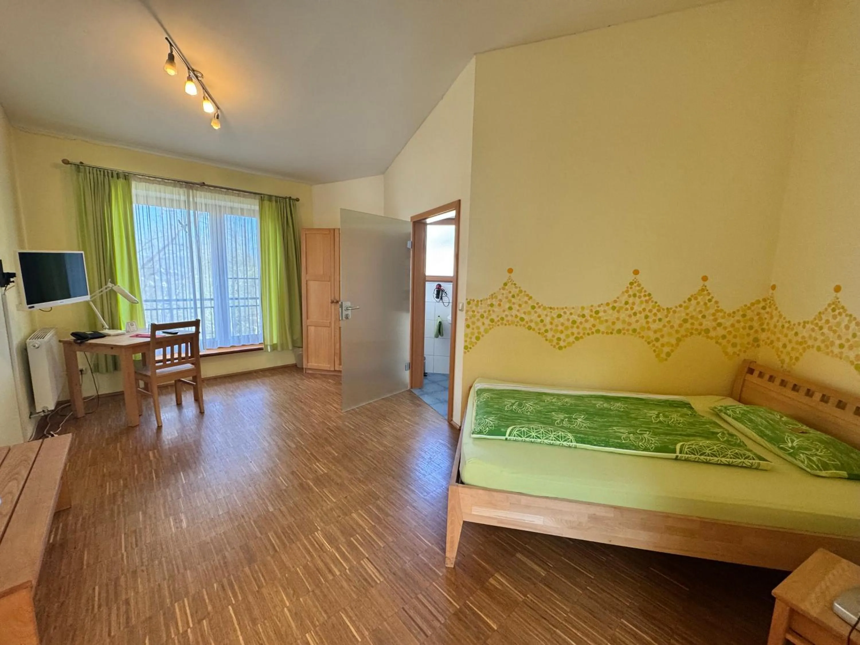 Photo of the whole room, Bed in Hotel Grünwald