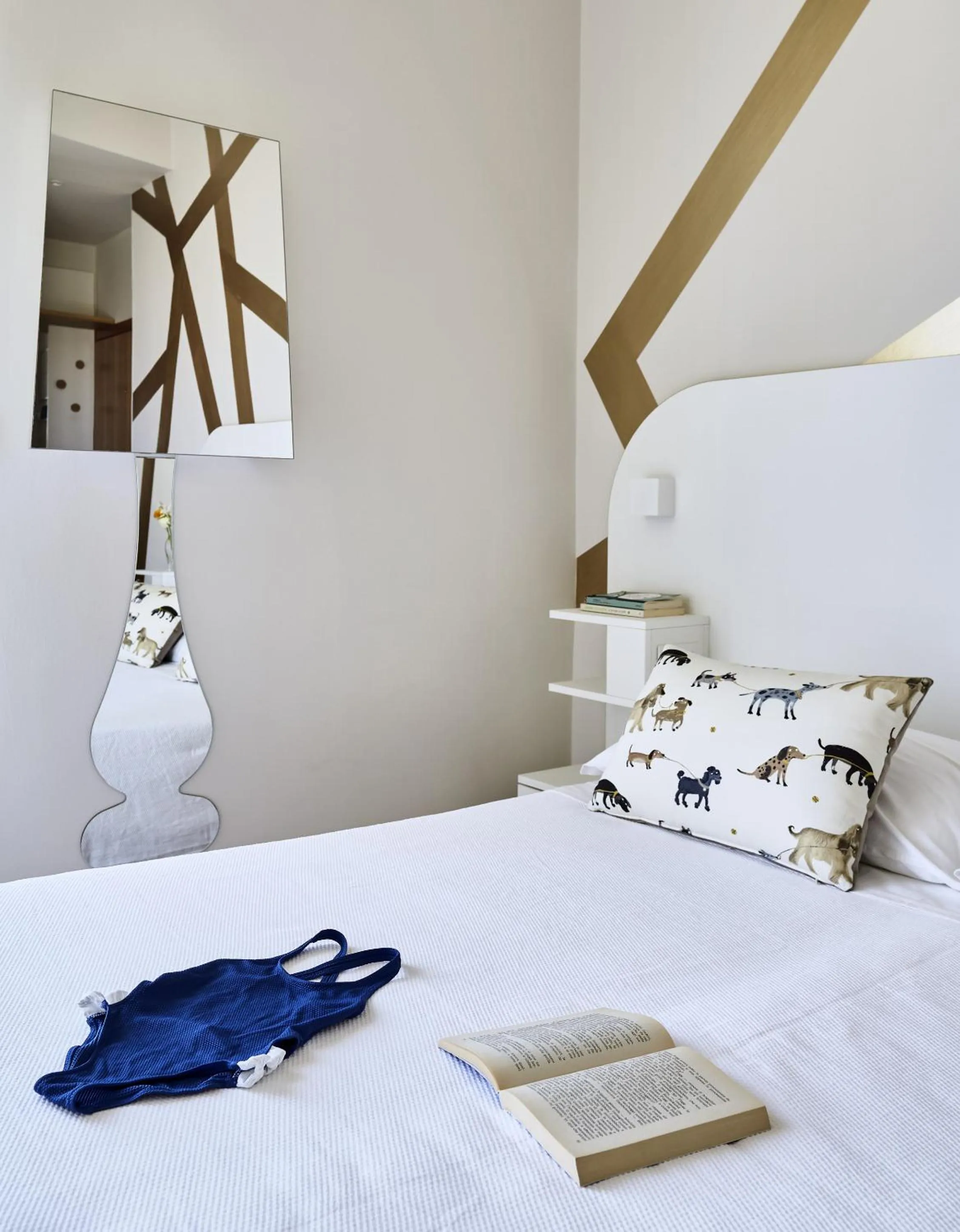 Photo of the whole room in Hotel La Fenice