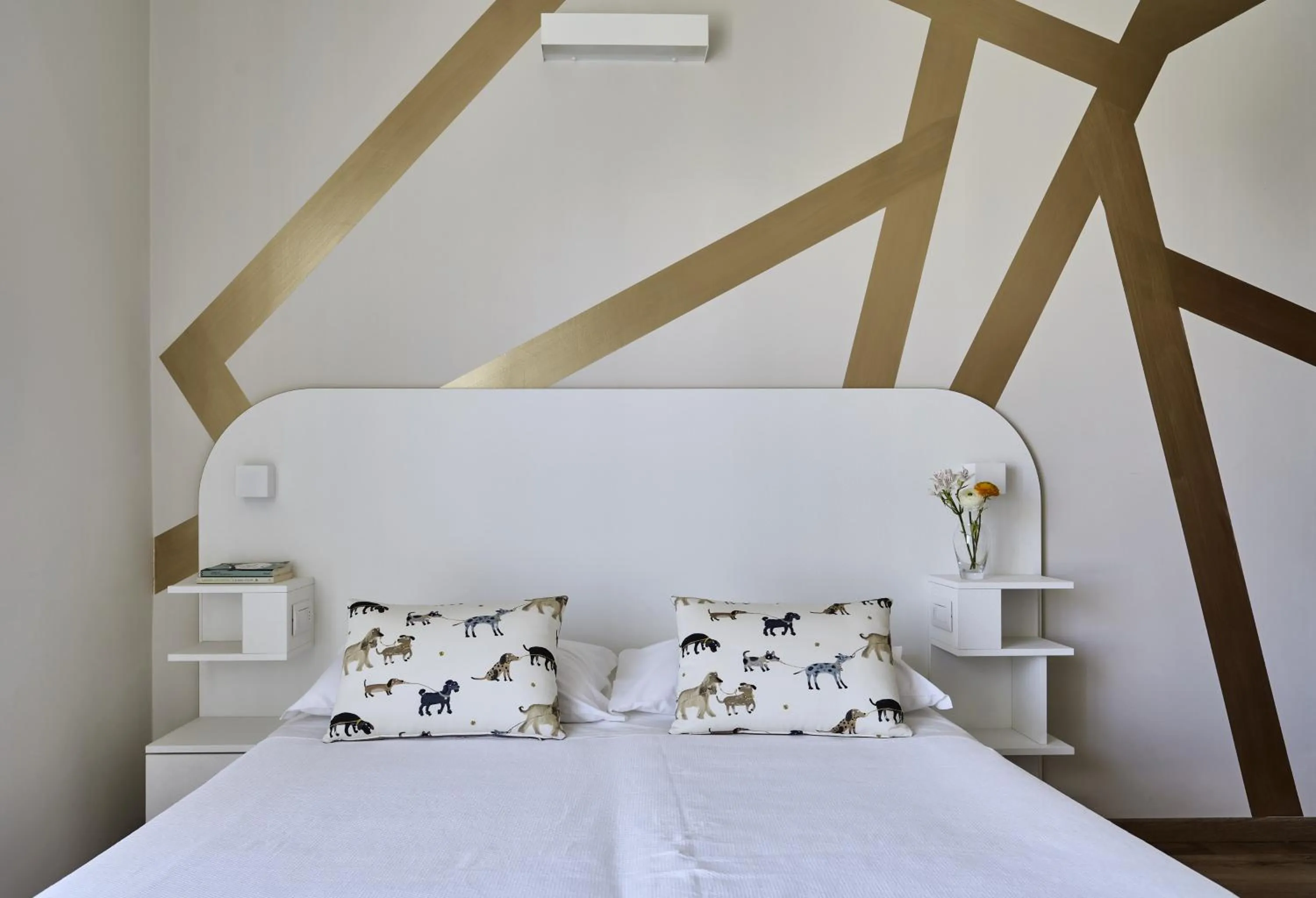 Bed in Hotel La Fenice