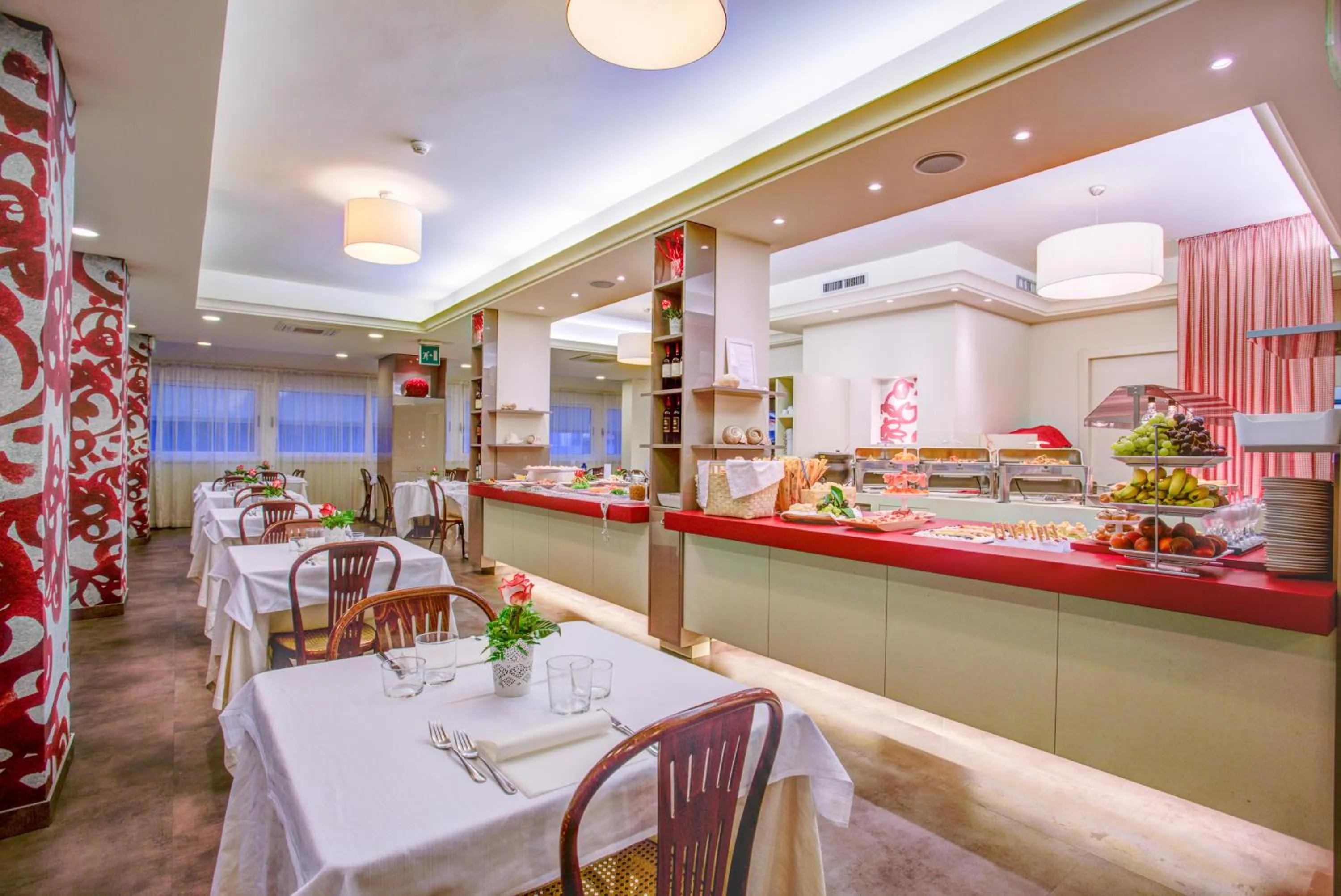 Restaurant/places to eat in Hotel La Fenice