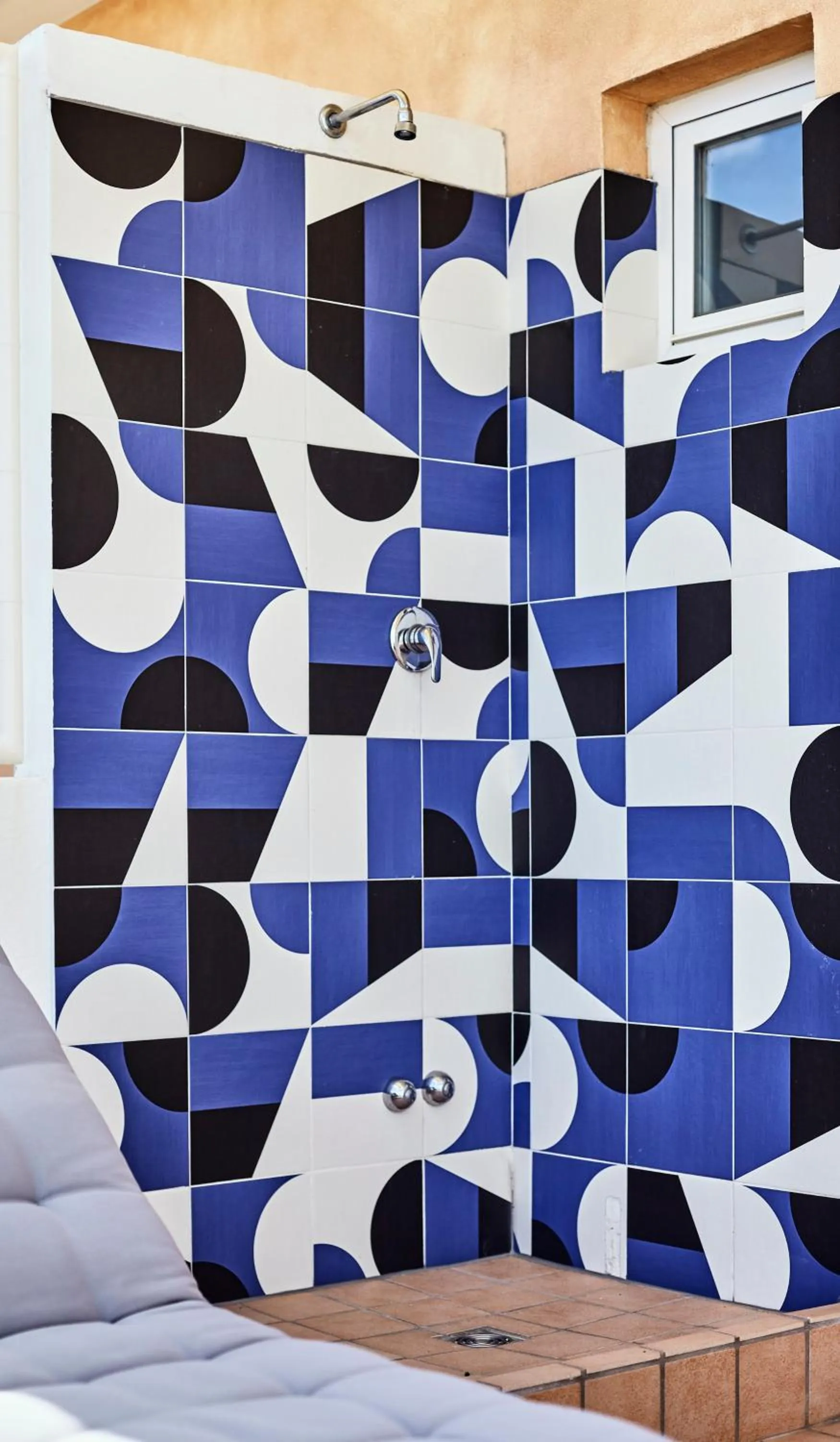 Shower in Hotel La Fenice