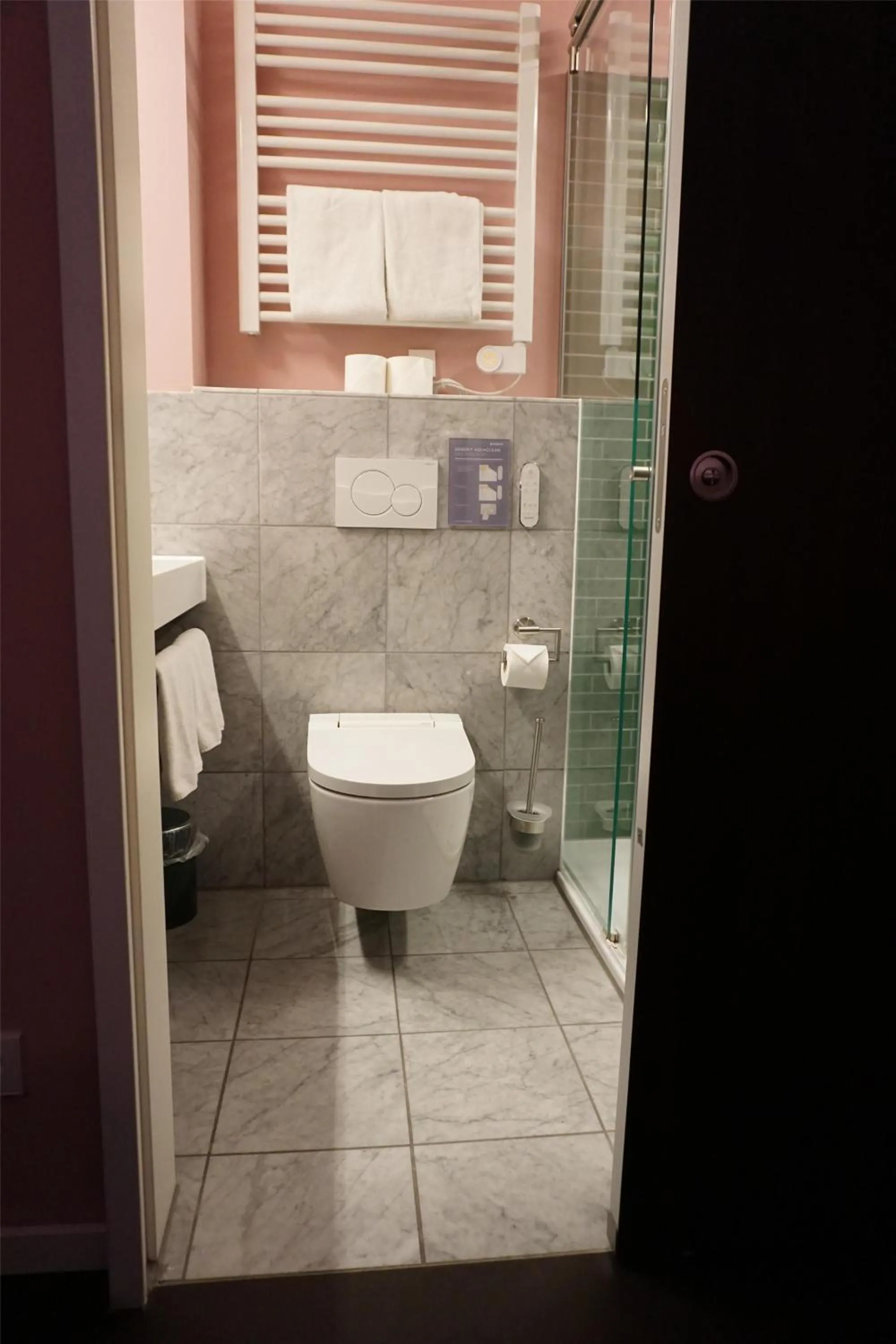 Bathroom in Central Hotel Münster