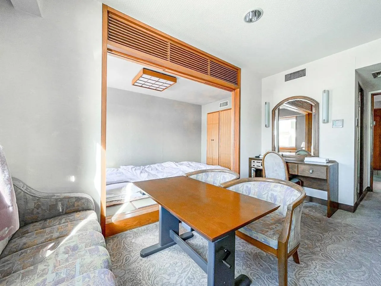 Bed in Hachinohe Plaza Hotel