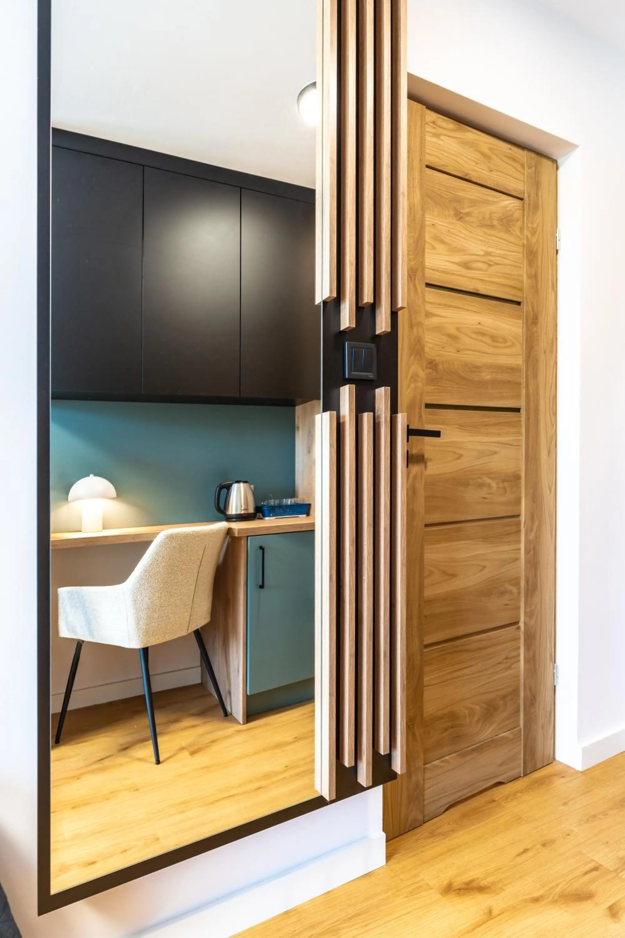 wardrobe in Willa Amelia